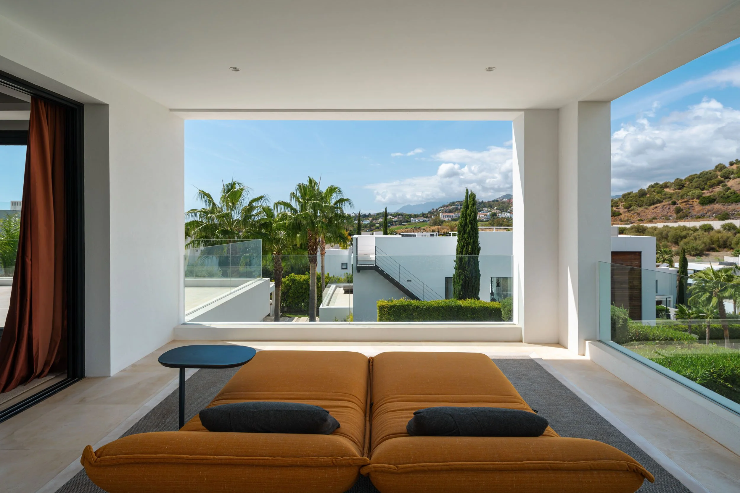 Elevated Chill-Out Sun Terrace | CMH2666s