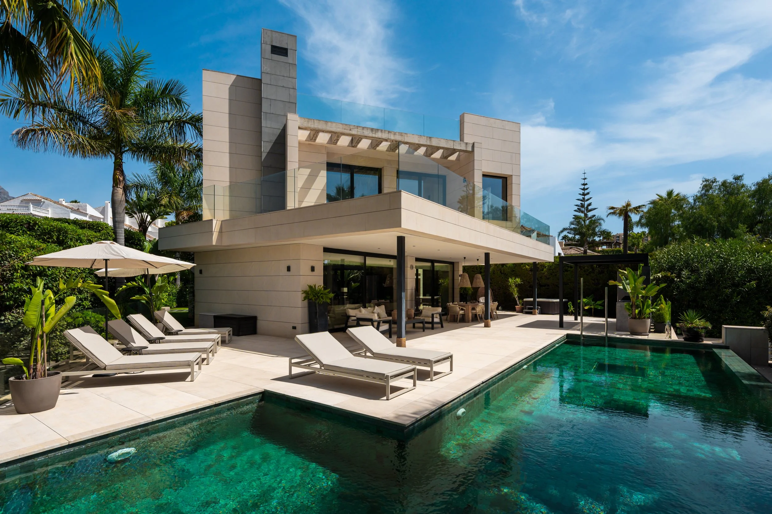 Title: Contemporary Villa Facade &amp; Private Swimming Pool | CMH1122s