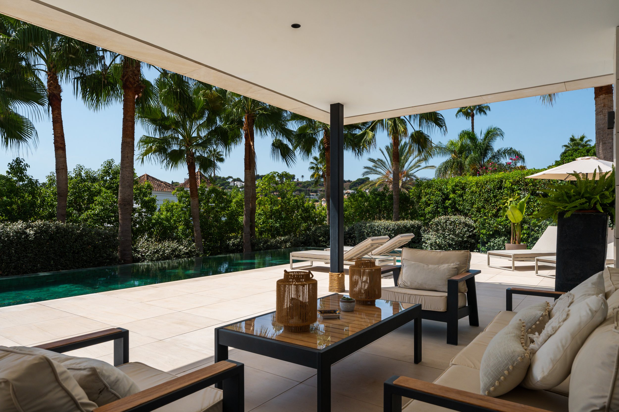Ground Floor Shaded Lounge Pavilion | CMH1122s