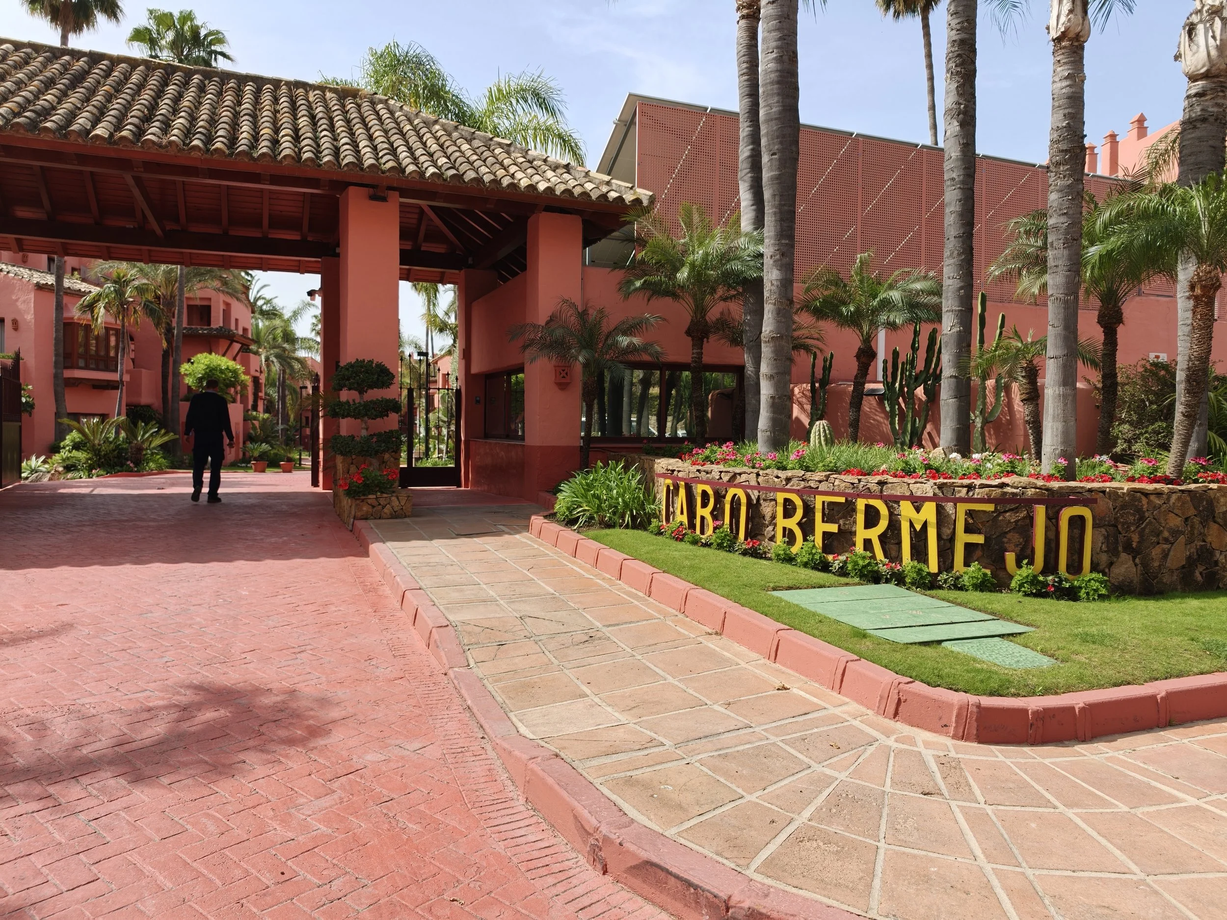 Cabo Bermejo Estepona frontline beach penthouse and garden apartments