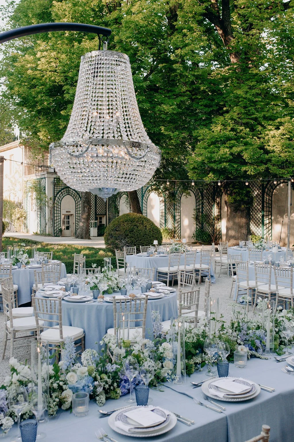 Wedding Trends 2026–2027: What Luxury Couples Are Actually Choosing
