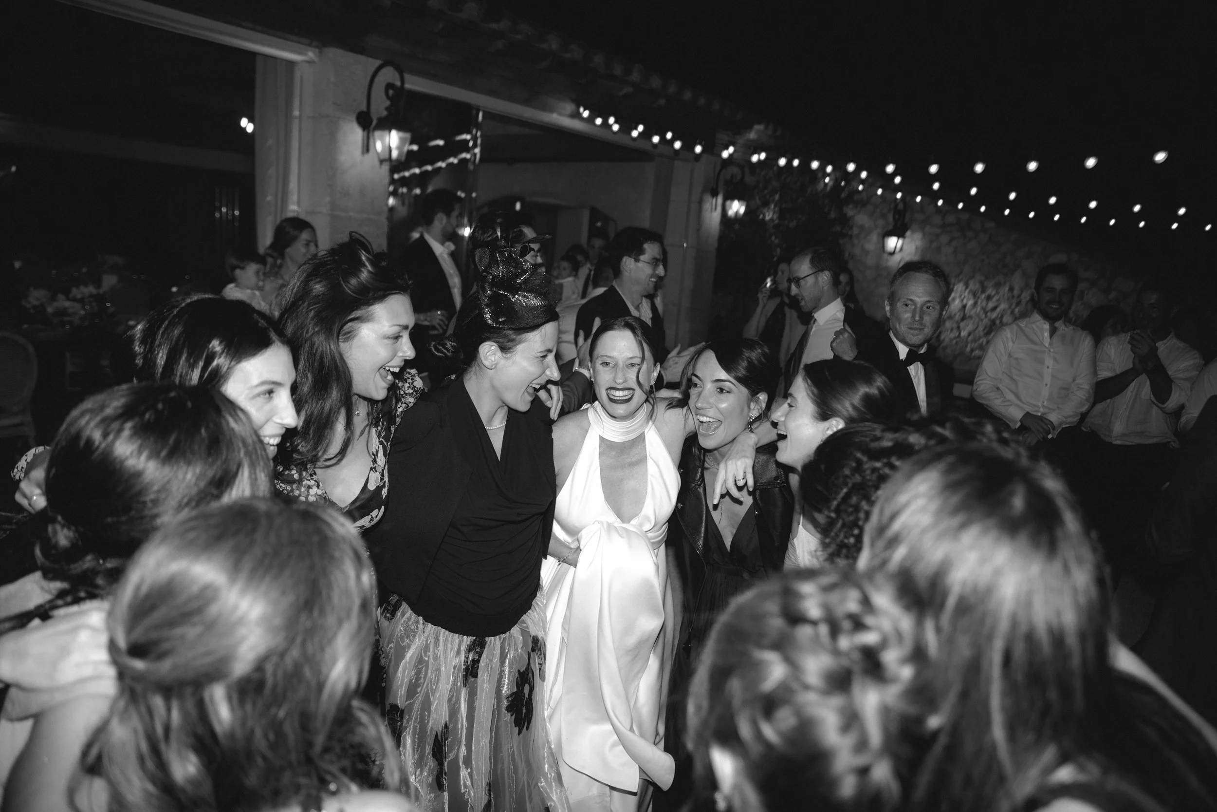 The Destination Wedding Guest Experience: How to Make Your Guests Fall in Love with Provence