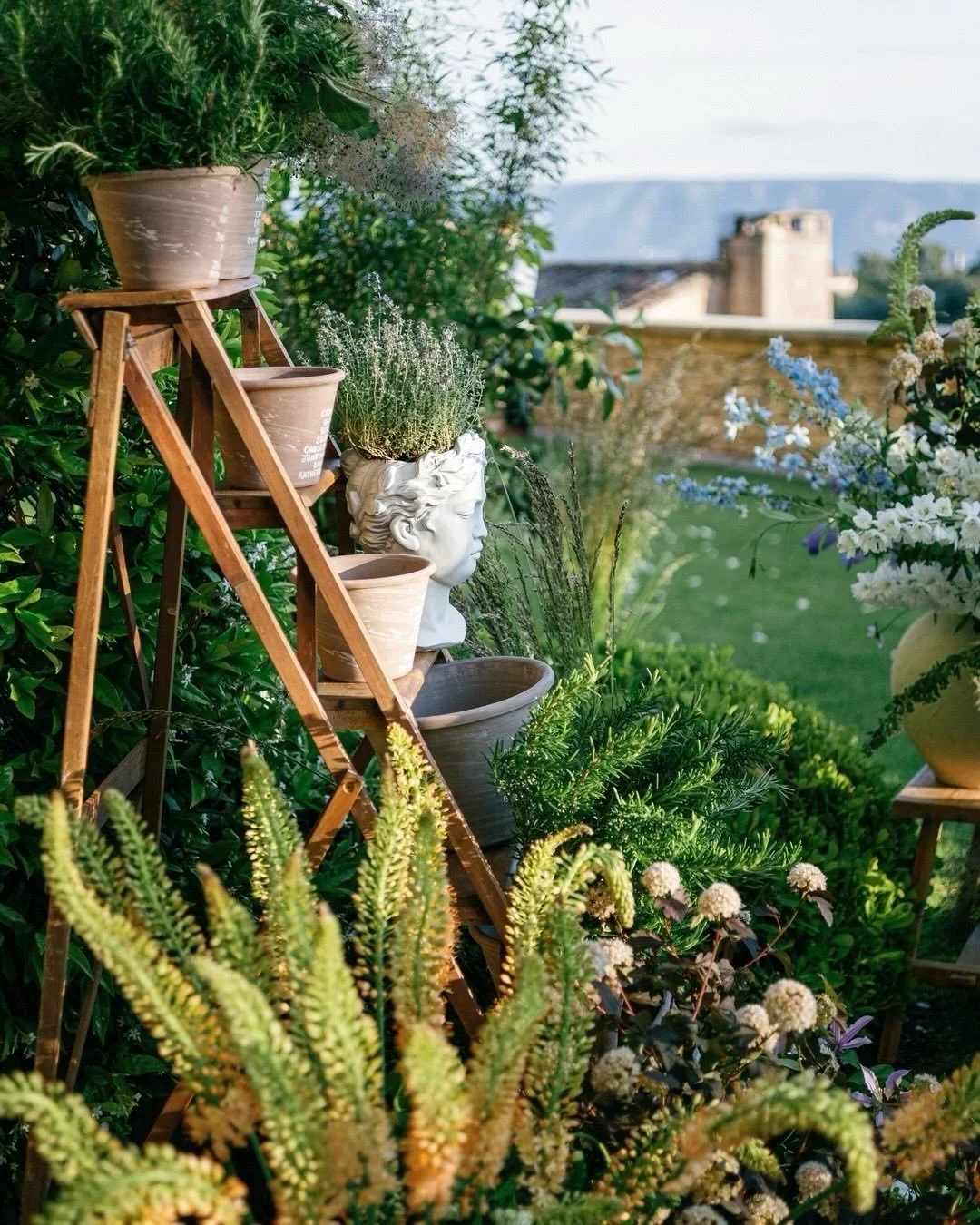 A non-traditional seating chart. The bride wanted something effortless, poetic, Proven&ccedil;al, elegant, and botanical, and here&rsquo;s what we created. So proud of how this one turned out.
⠀⠀⠀⠀⠀⠀⠀⠀⠀
Venue @airellesgordes
Photographer @stepanvrzal