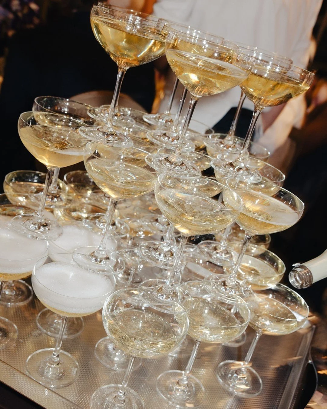 Swipe till the end to discover a fun new way to drink champagne! Honestly, I can&rsquo;t remember who started it, but everyone was laughing and enjoying. Sant&eacute;!

Planning &amp; design @despinoywedding
Venue &amp; Catering @palace_de_menthon
Ph