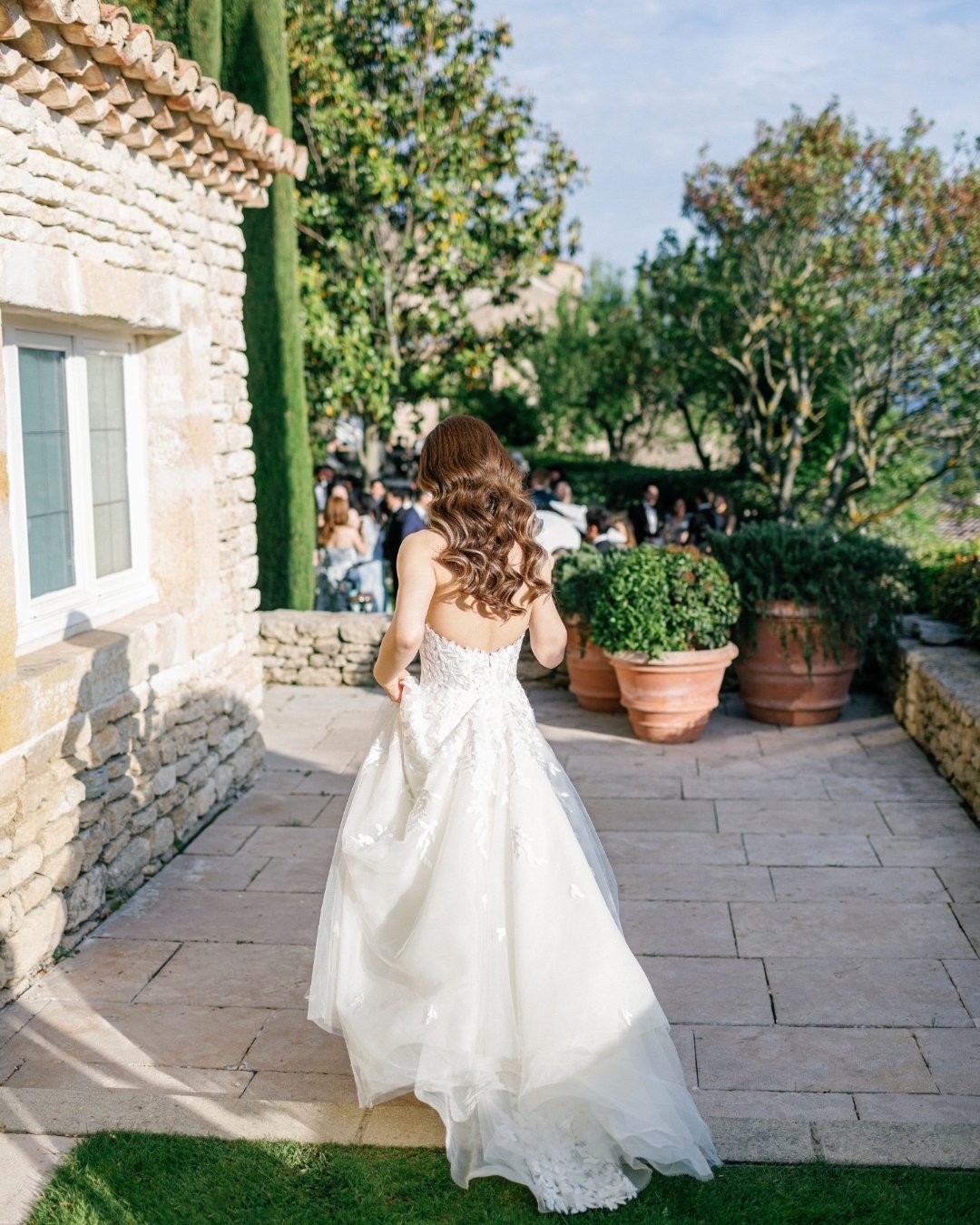 Candid moments! 

Venue @airellesgordes
Photographer @stepanvrzalaphoto
Filmmaker @laurentrostaing
Floral designer @elles_floraldesigner
Rentals @be_lounge_officiel

#despinoywedding #weddingplanner #destinationwedding #candid