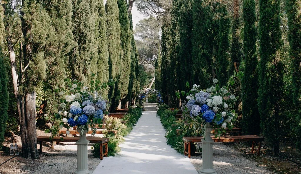 Elegant wedding styling and table settings at Château Martinay South of France