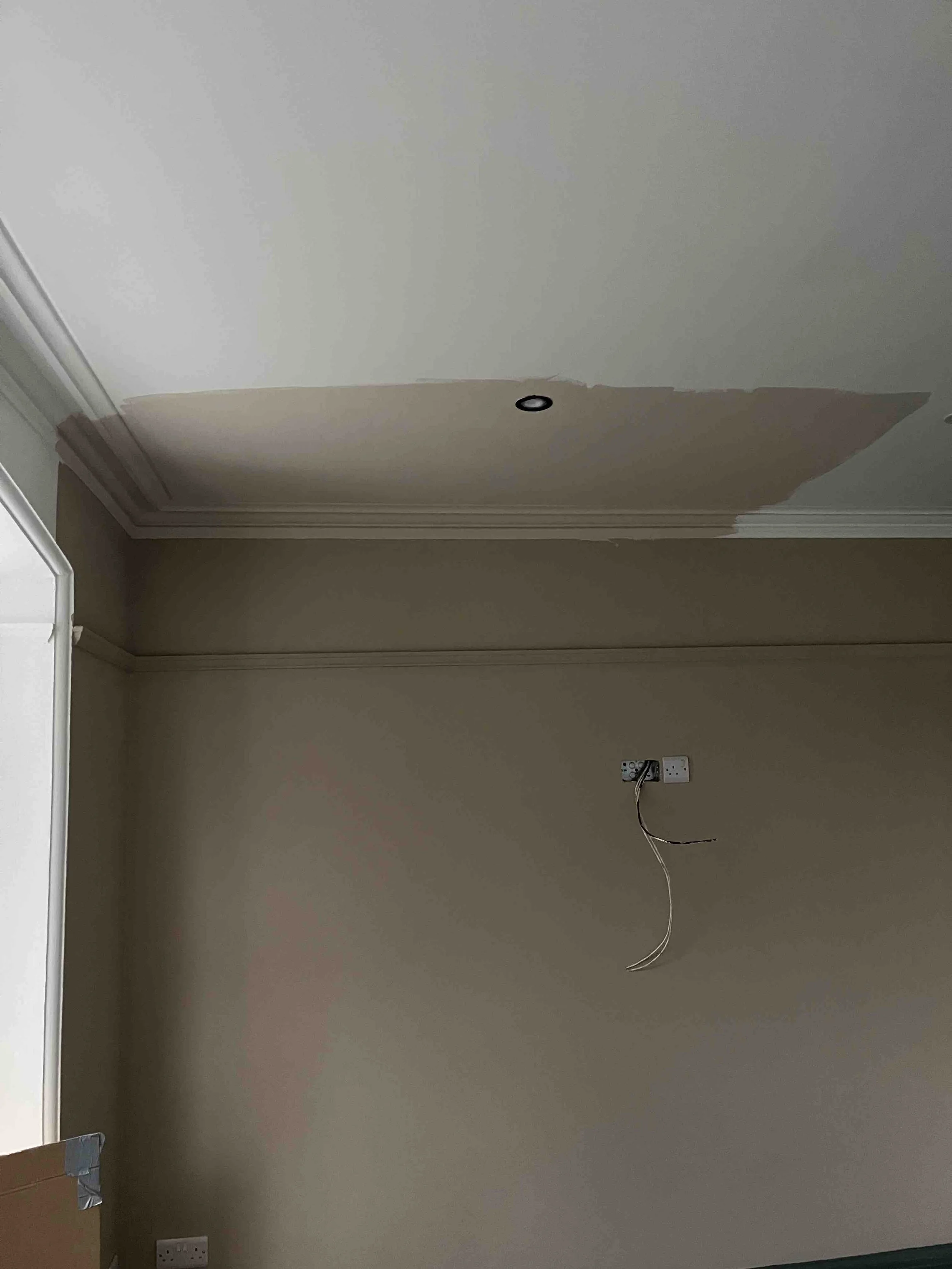 White is also a colour and can be totally stunning, but here I wanted to show you how two colours together, including the ceiling, can say so much more. Here I’ve combined Farrow and Ball’s Jitney on the walls and Stirabout on the ceiling.