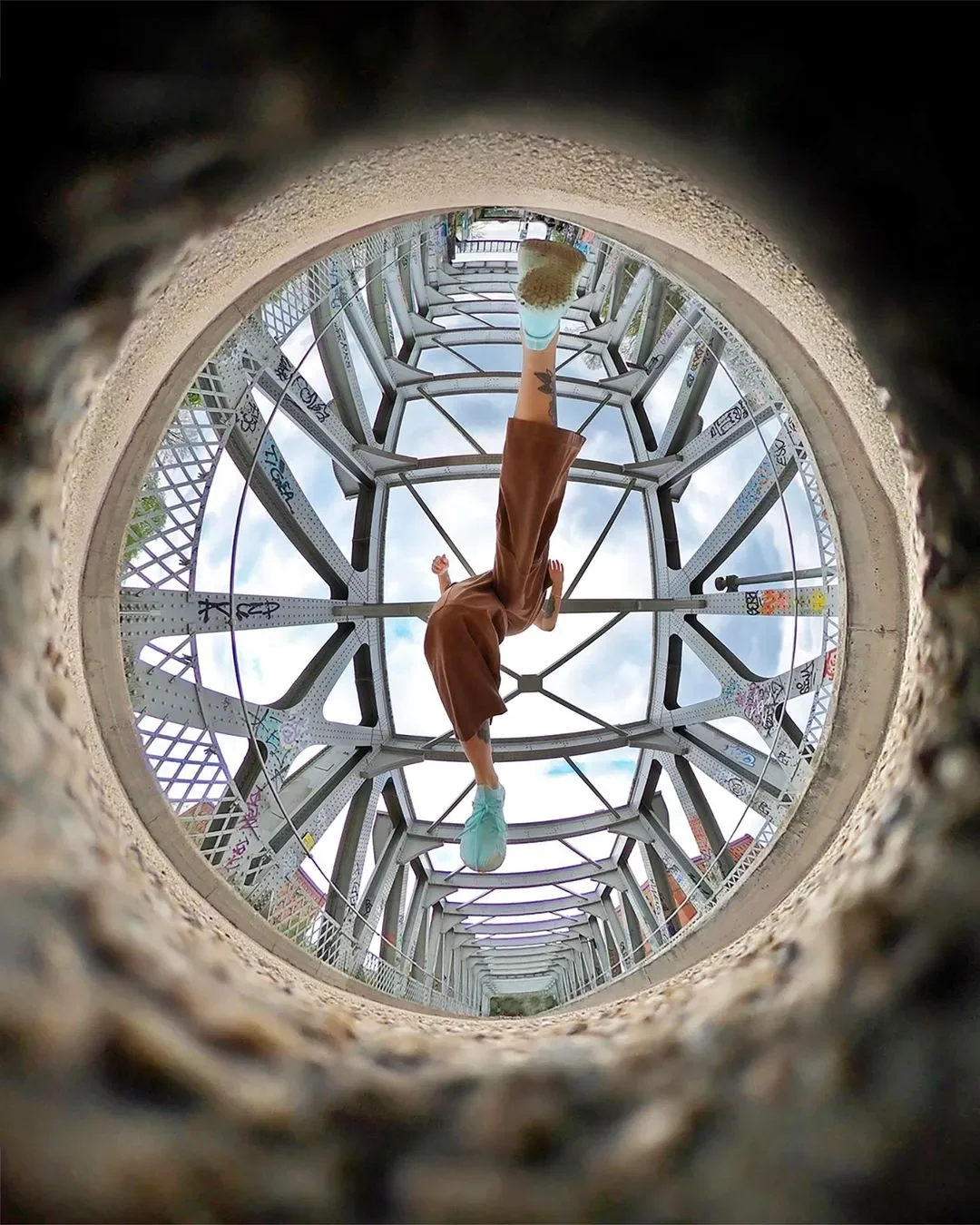 6553c03953a4e8a66c50b290_vivo image 04-p-1080.webp