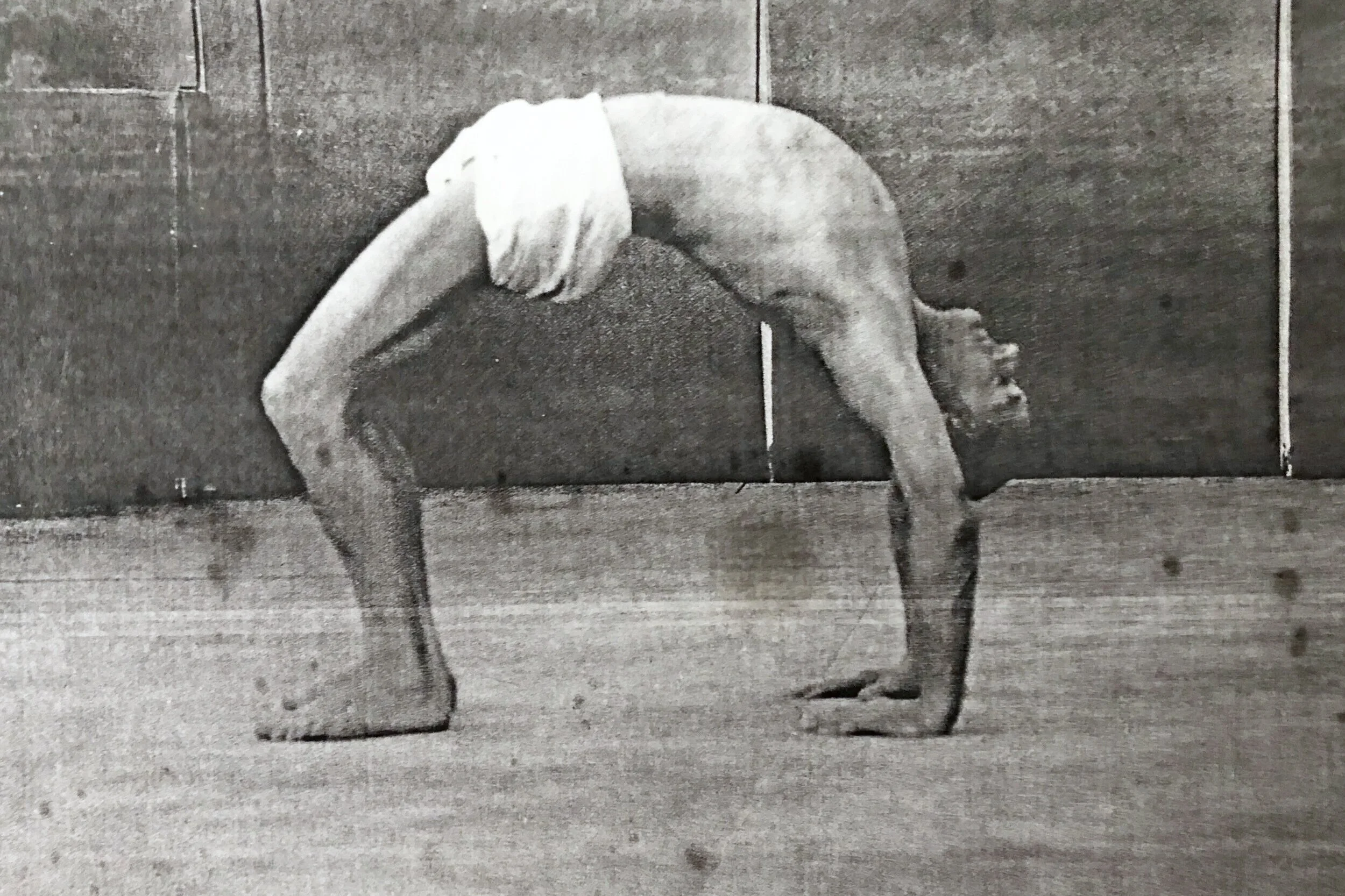 My dad in Urdhva Dhanurāsana