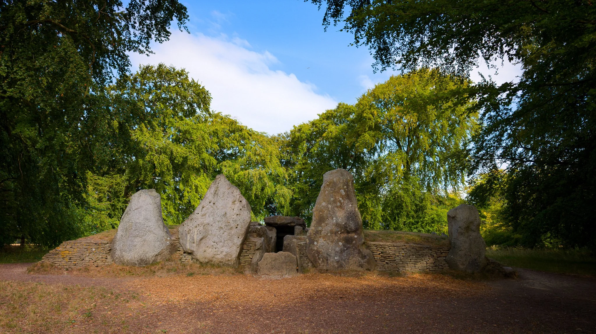 God’s Forge or Ancient Tomb? | Wayland’s Smithy