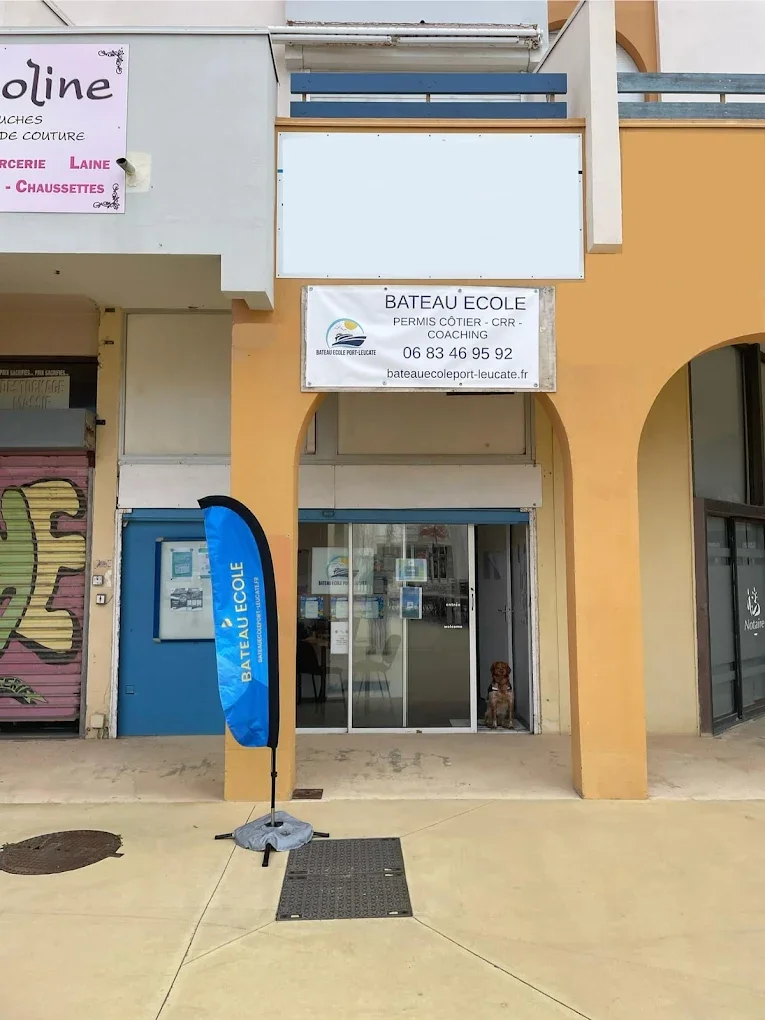 BATEAUECOLE.webp