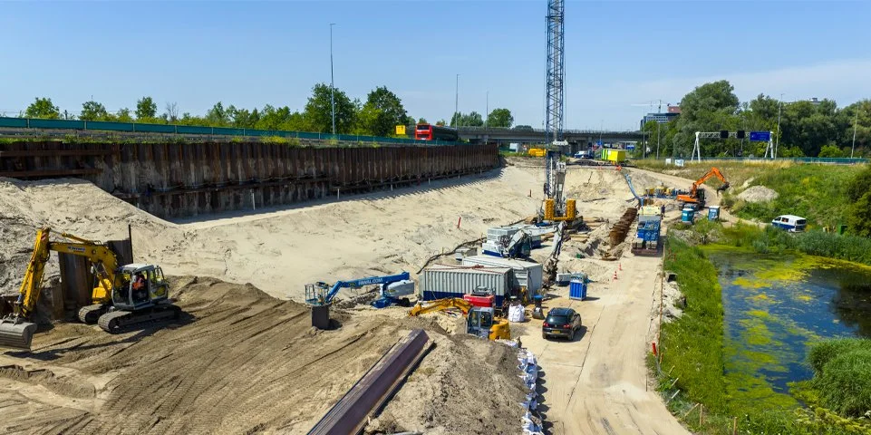 Geonius in GWW Bouwmat over Reconstructie Knooppunt De Nieuwe Meer