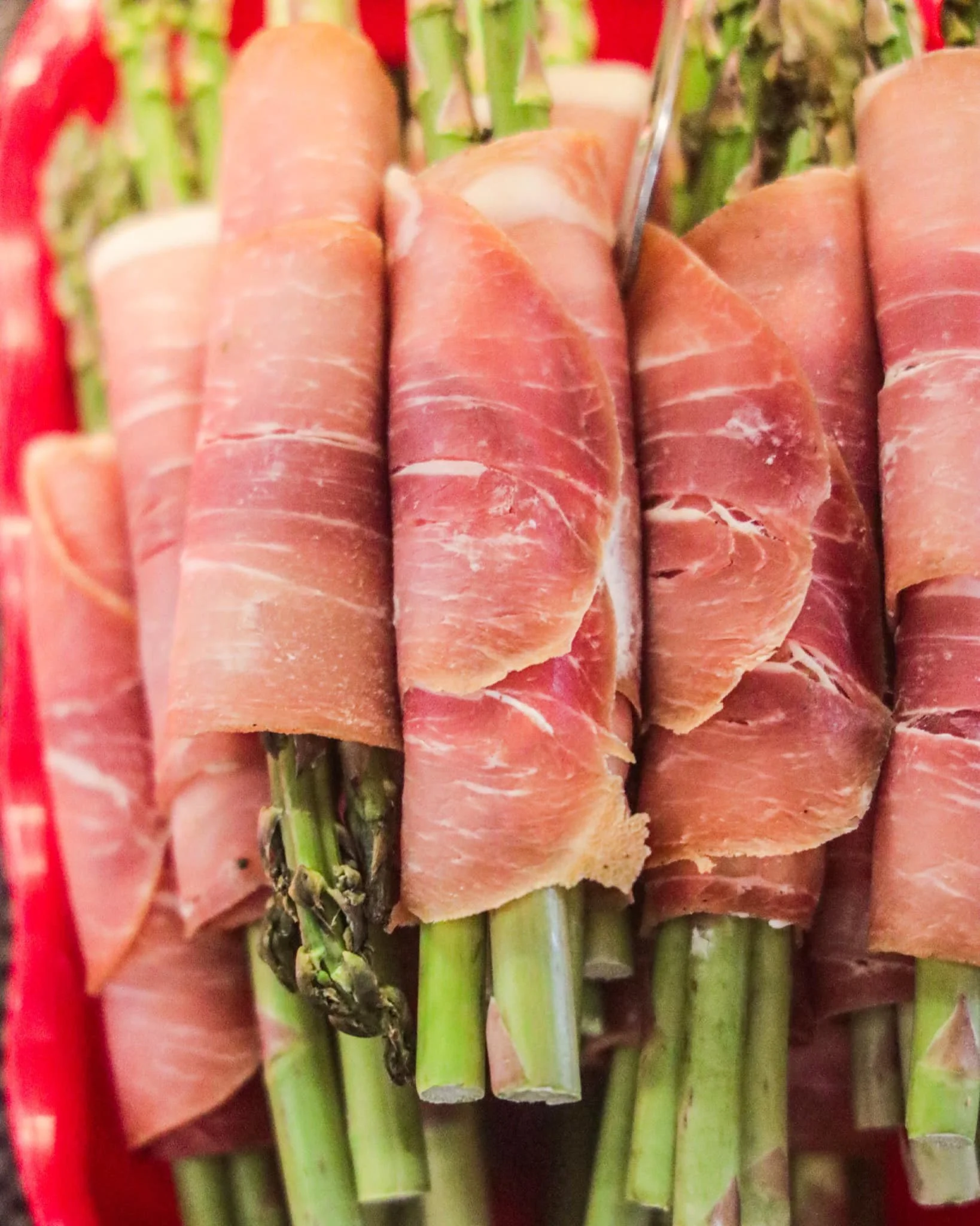 Prosciutto-Wrapped Asparagus