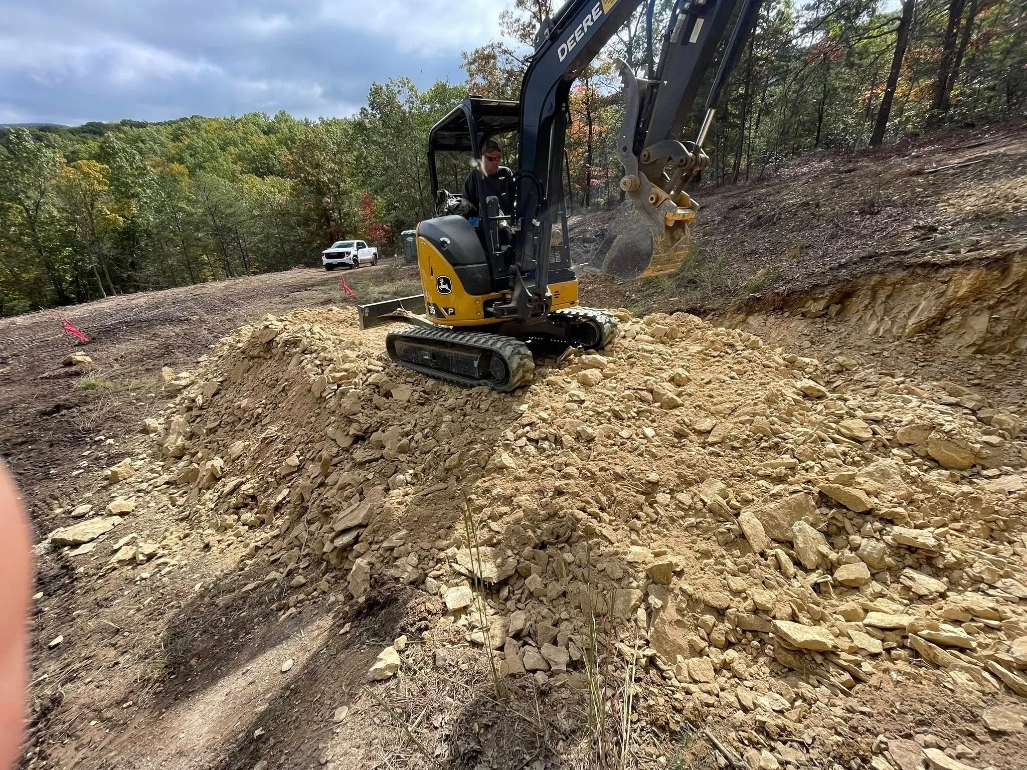 ⛰️🚧 LAYING THE GROUNDWORK FOR SOMETHING GREAT 🚧⛰️

Before the walls rise and the roof takes shape, the land must be prepared with precision and care. Every scoop of earth brings us one step closer to a home built to last.

At The Envision, we belie