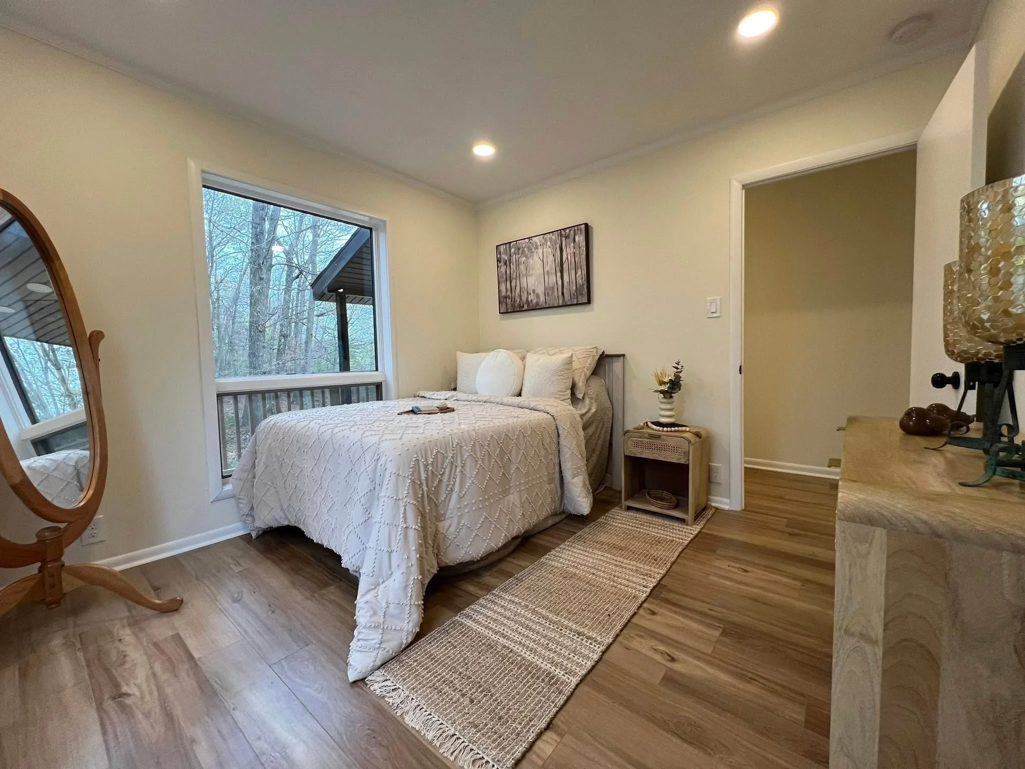 🛏️ Your Personal Retreat Starts Here 🛏️
Soft tones, natural light, and cozy textures come together to create a bedroom designed for rest, recharge, and relaxation. This is where peaceful mornings and restful nights begin.

✨ Turn your bedroom into 