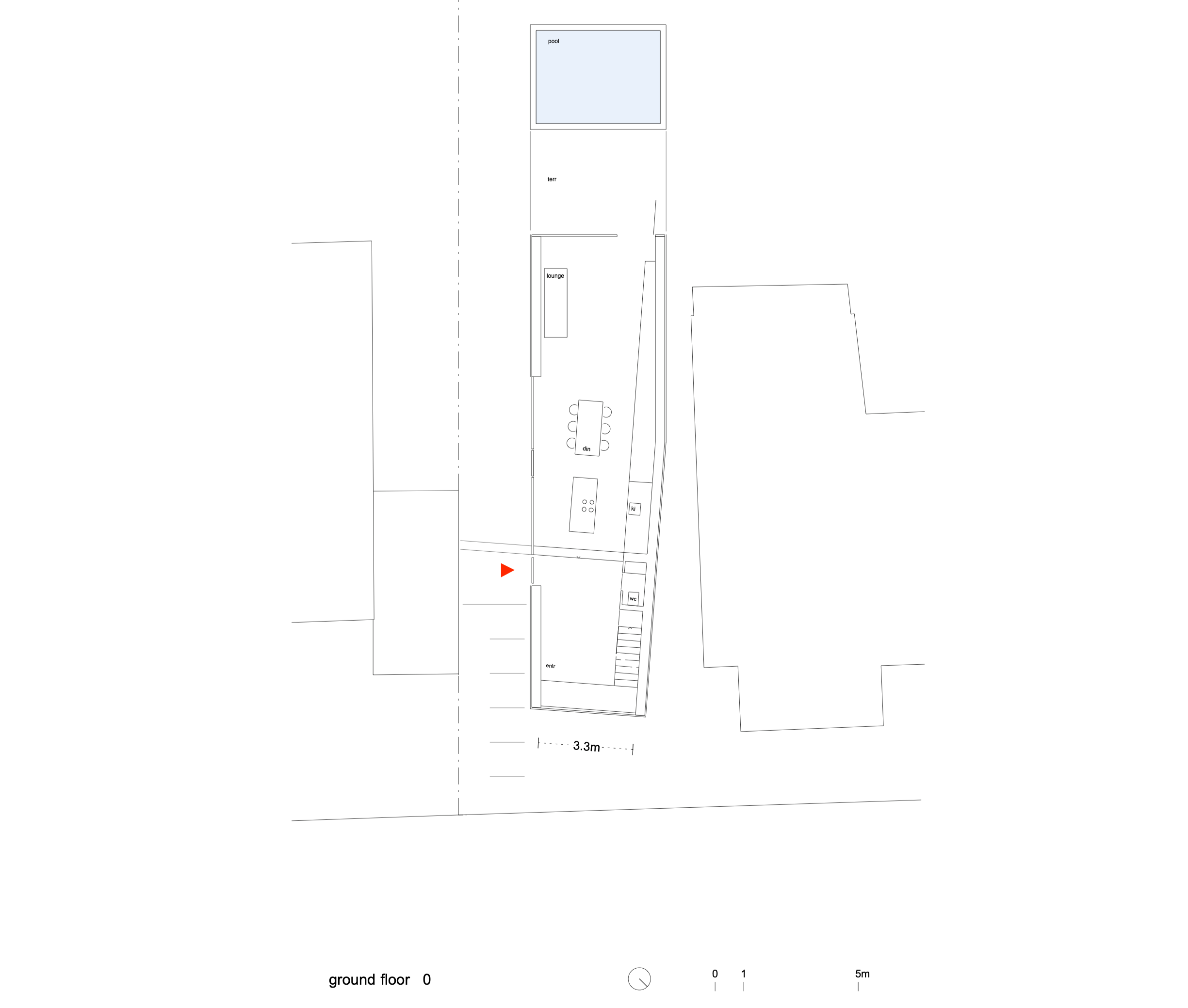 Grundriss eines Hauses mit Bereichen für Pool, Terrasse, Lounge und Esszimmer, inklusive Maße in Metern.