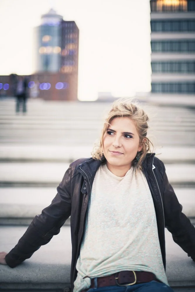 Ania Jools