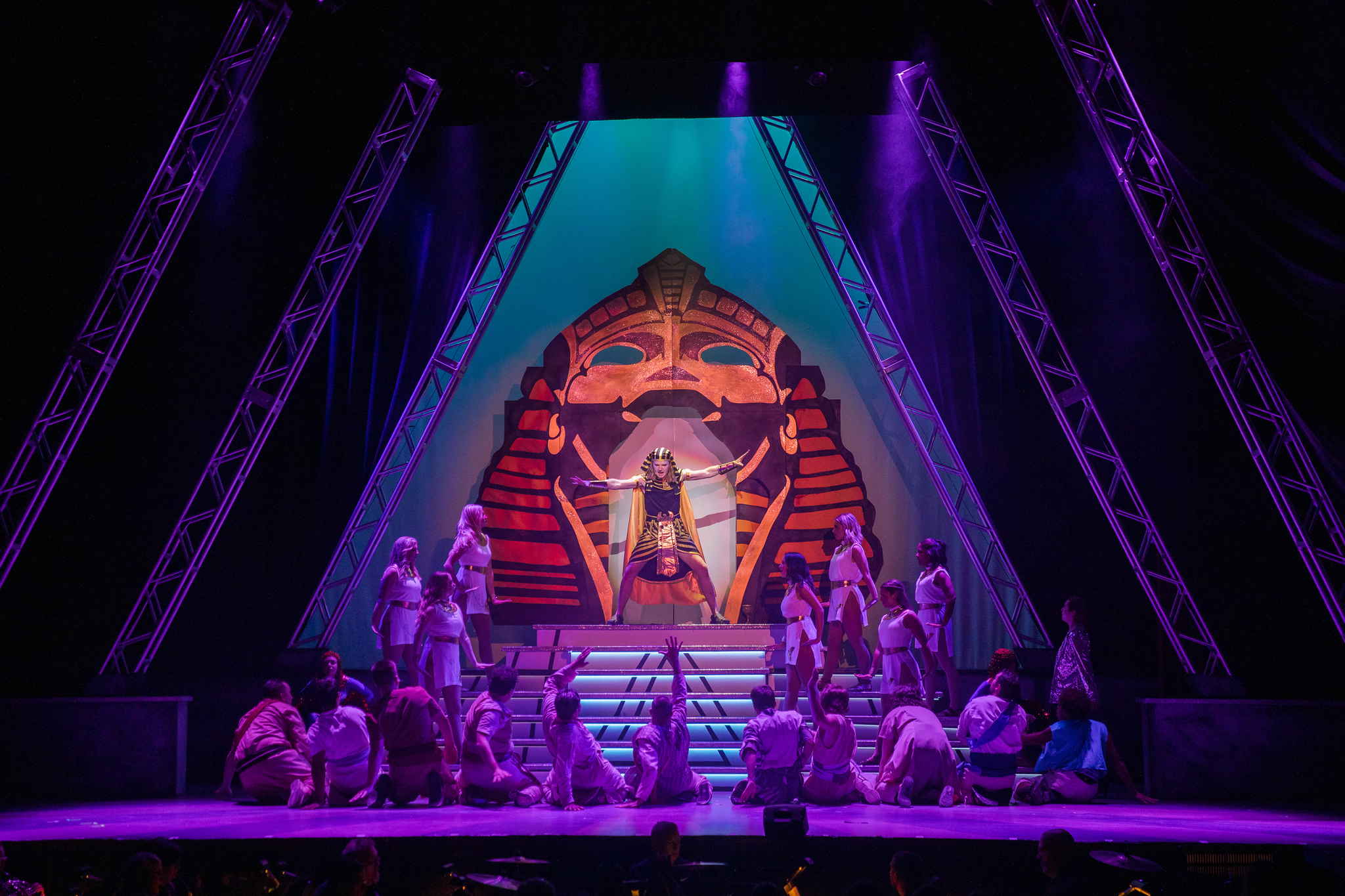 Joseph and the Amazing Technicolor Dreamcoat – Joseph
dir. John Wagner-Malia, Main Street Theatre Company
Photo by Kelly Tunney