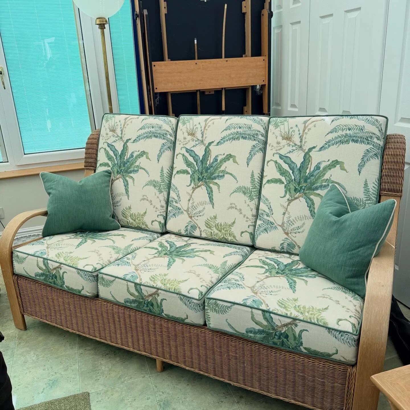 Just the right fabric for this beautiful conservatory.