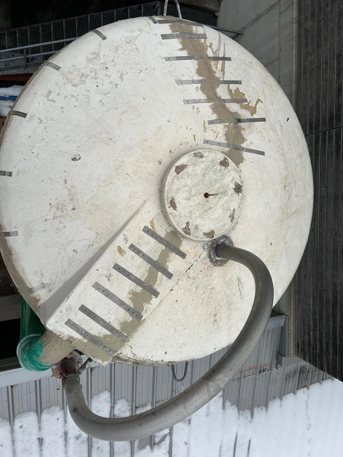 Reparaturen aller Art für GFK Lagertanks und Soleanlagen