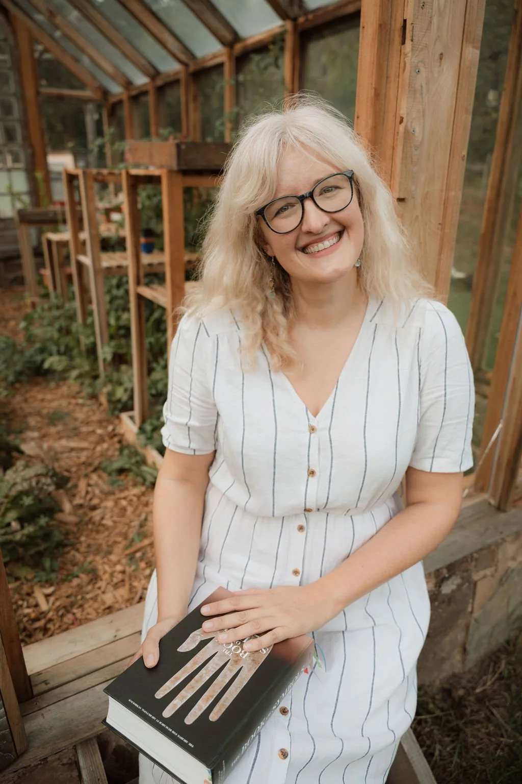 002 - Being an Artist, Ethical Marketer and Whole Luminous Human with Claire Matz