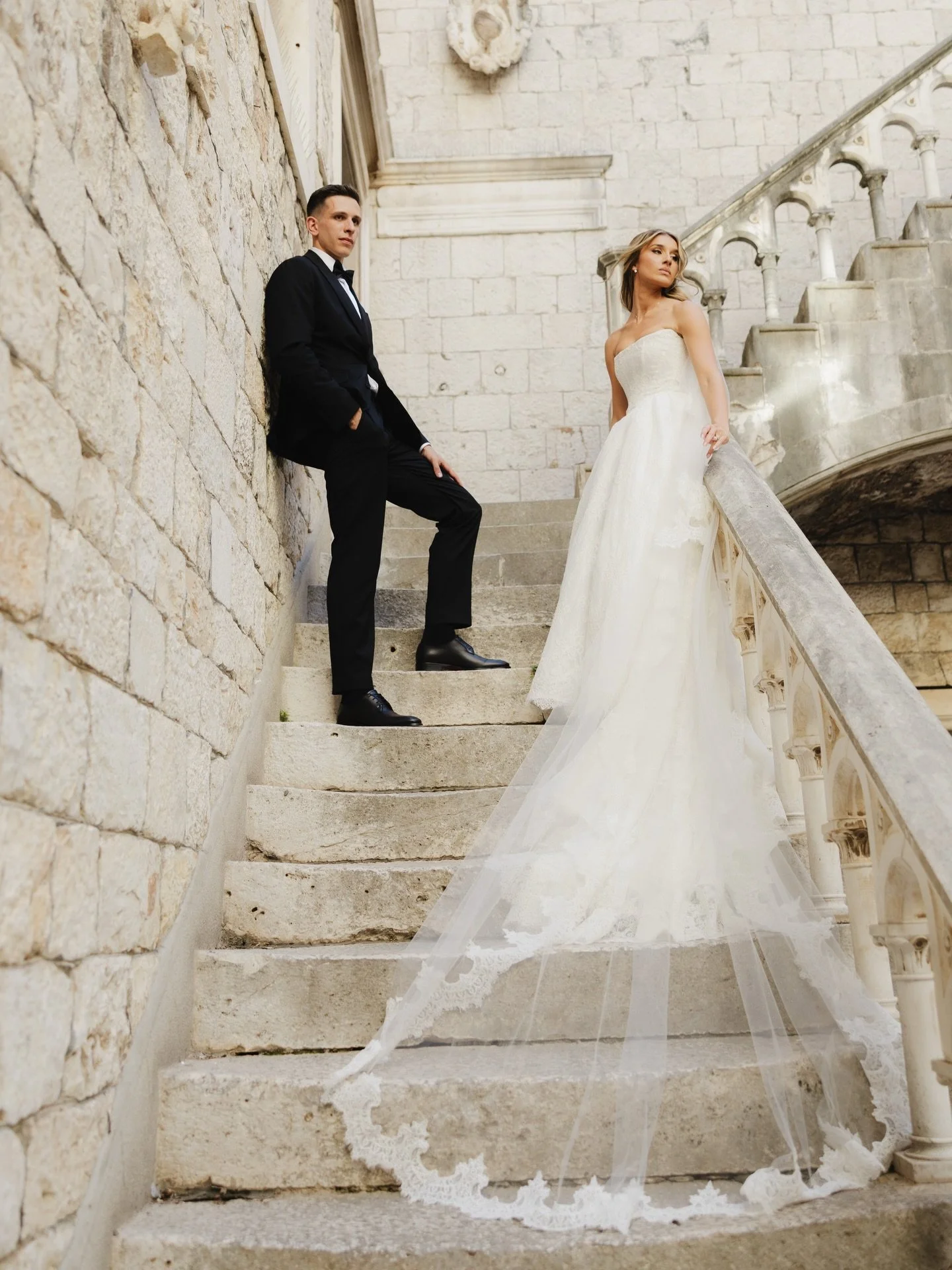 Dream Croatian wedding 🇭🇷 Swipe to the last post to see the real vibes!
Photographed for @louloumemphis