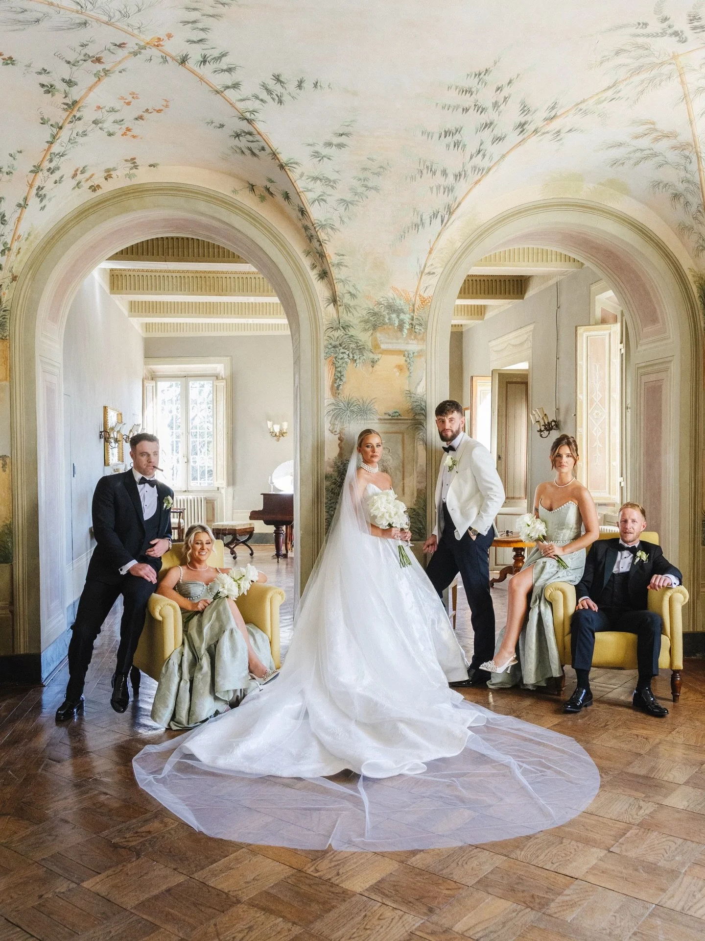 The bridal party understood the assignment ✨ 
A dream Tuscan wedding photographed last year for @louloumemphis 

wedding &middot; tuscany &middot; photographer &middot; elopement &middot; destination wedding &middot; italy wedding &middot; tuscan wed