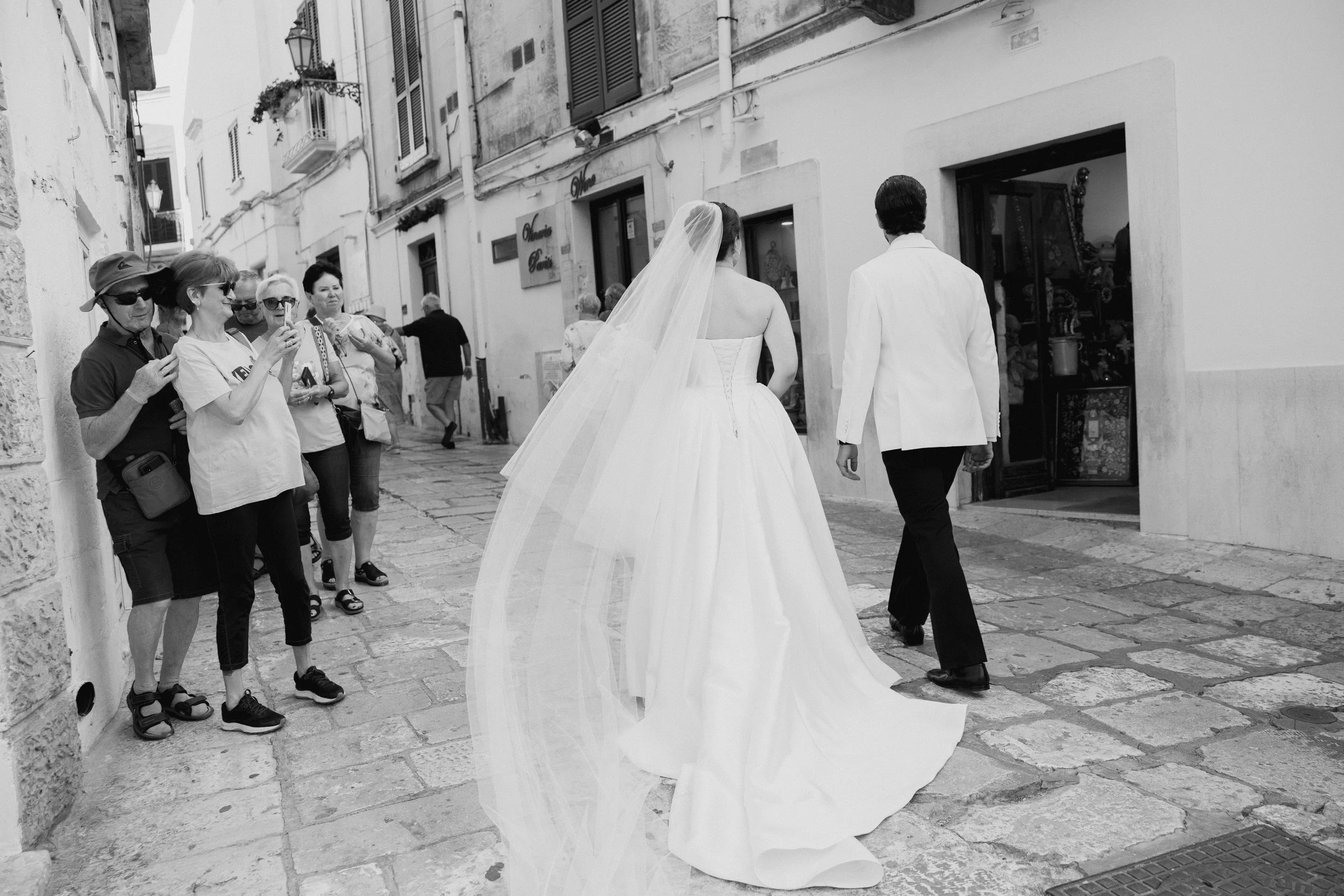 Bella & Phil HR_-389.jpg