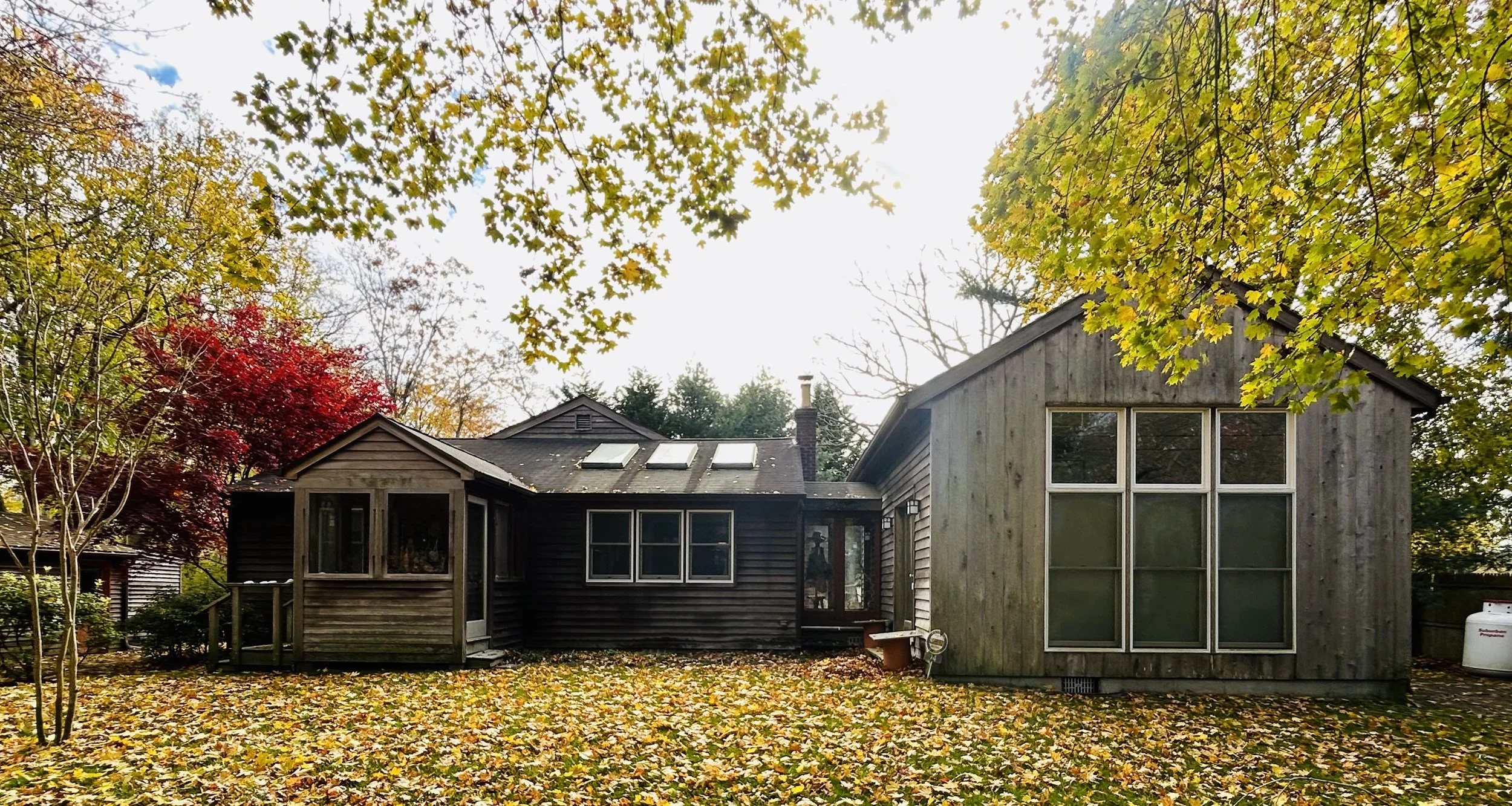 1 story extensively renovated home