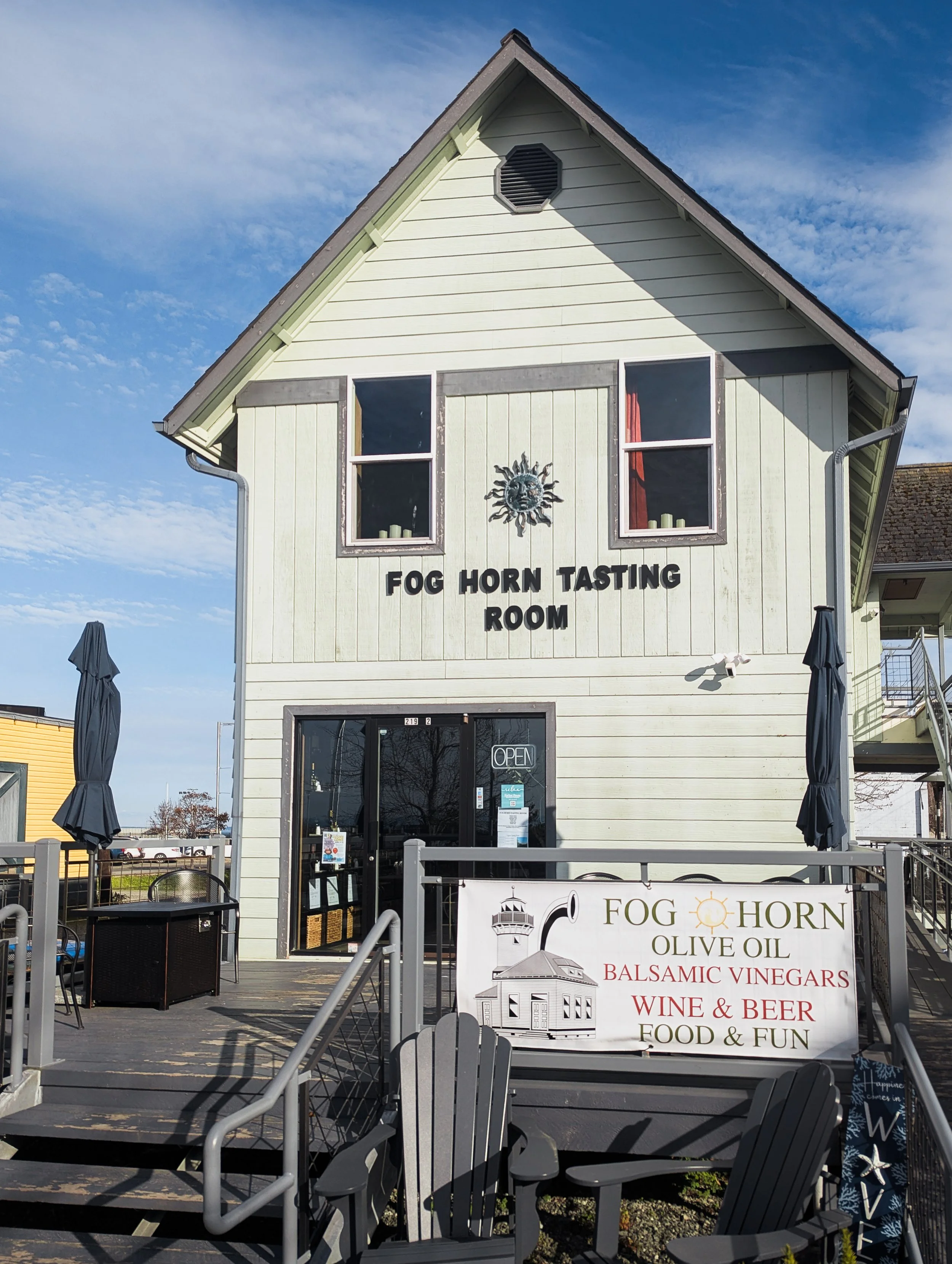The front entrance to the Fog Horn Tasting Room patio and shop.