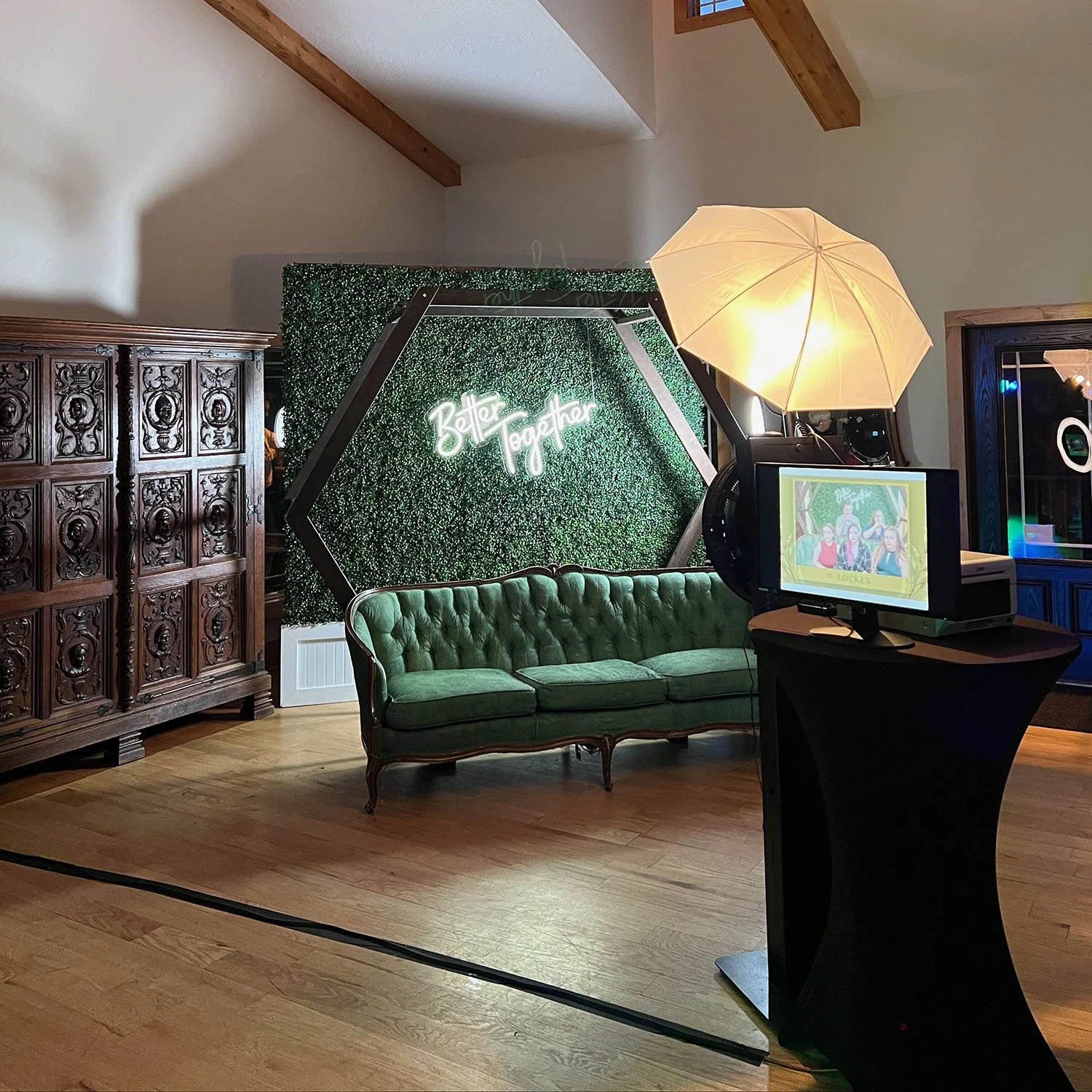 Green Couch Hexagon Arch Neon Sign.jpg