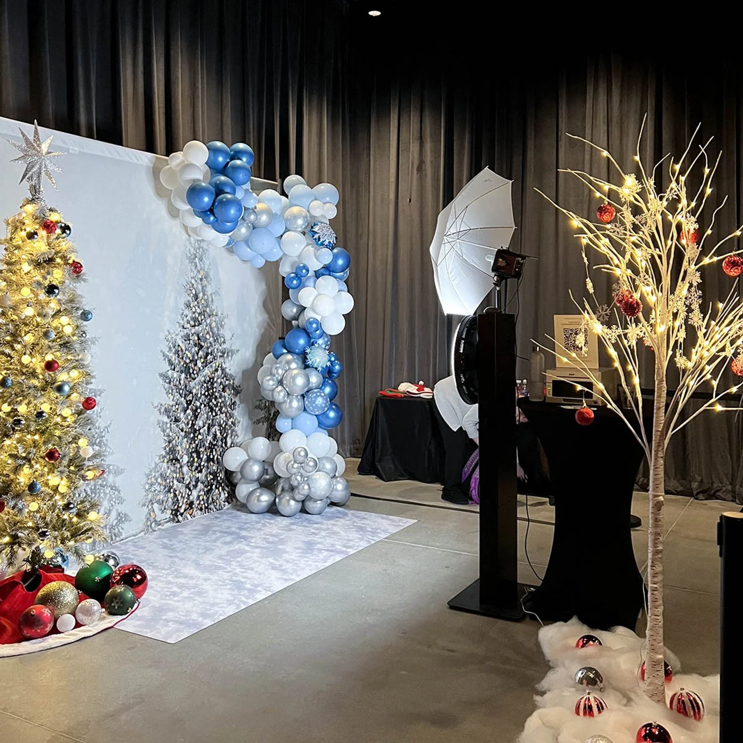 Thrivent Holiday Photo Booth Setup 2024.jpg