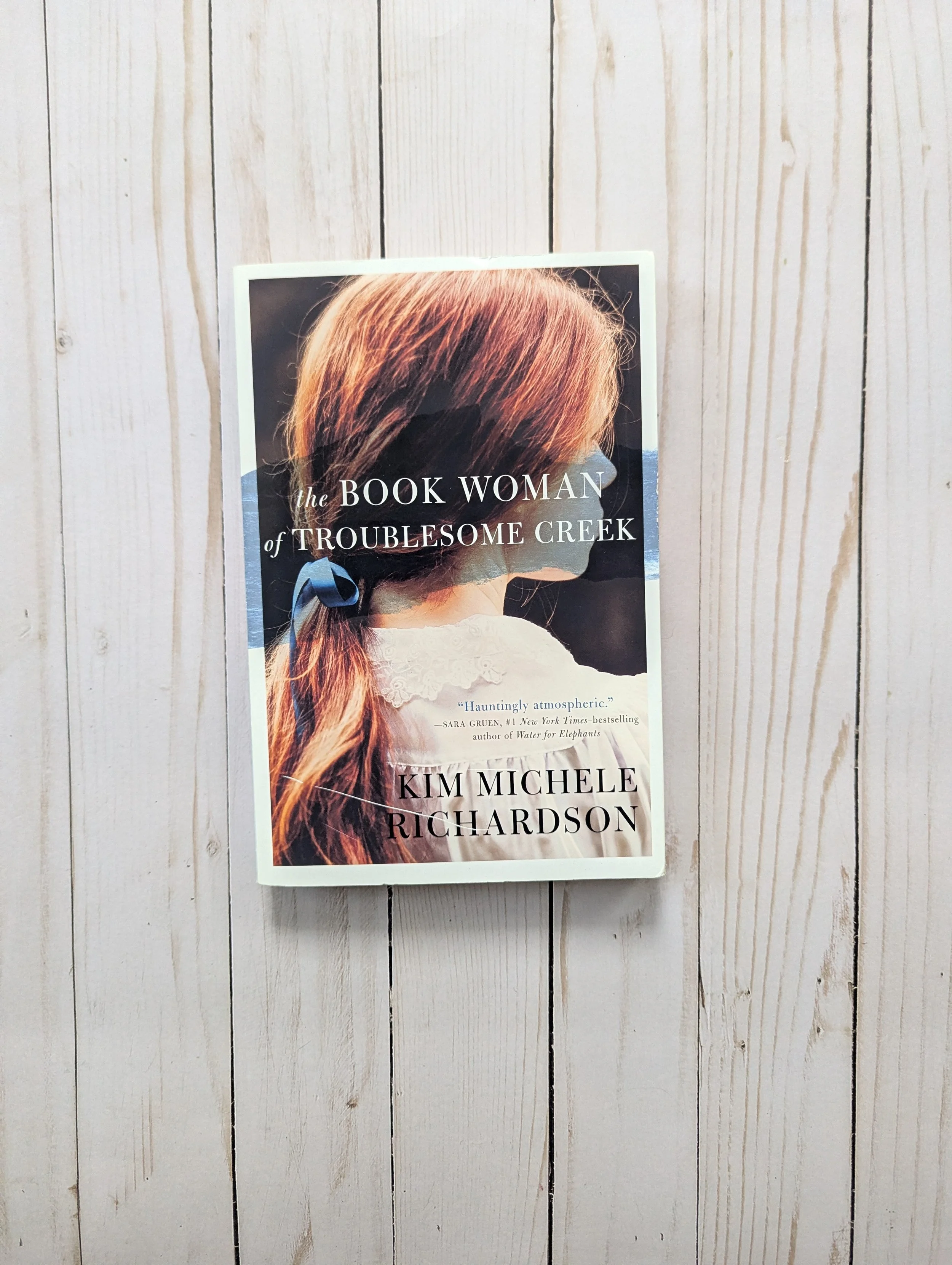The Book Woman of Troublesome Creek by Kim Michelle Richardson (Softback)