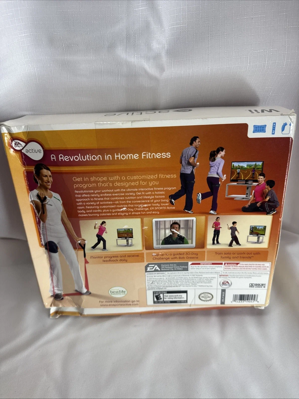 The product is a new open box copy of EA Sports Active for the Nintendo Wii console. Published by Electronic Arts, this game falls under the sub-genre of boxing and carries an E-Everyone rating.