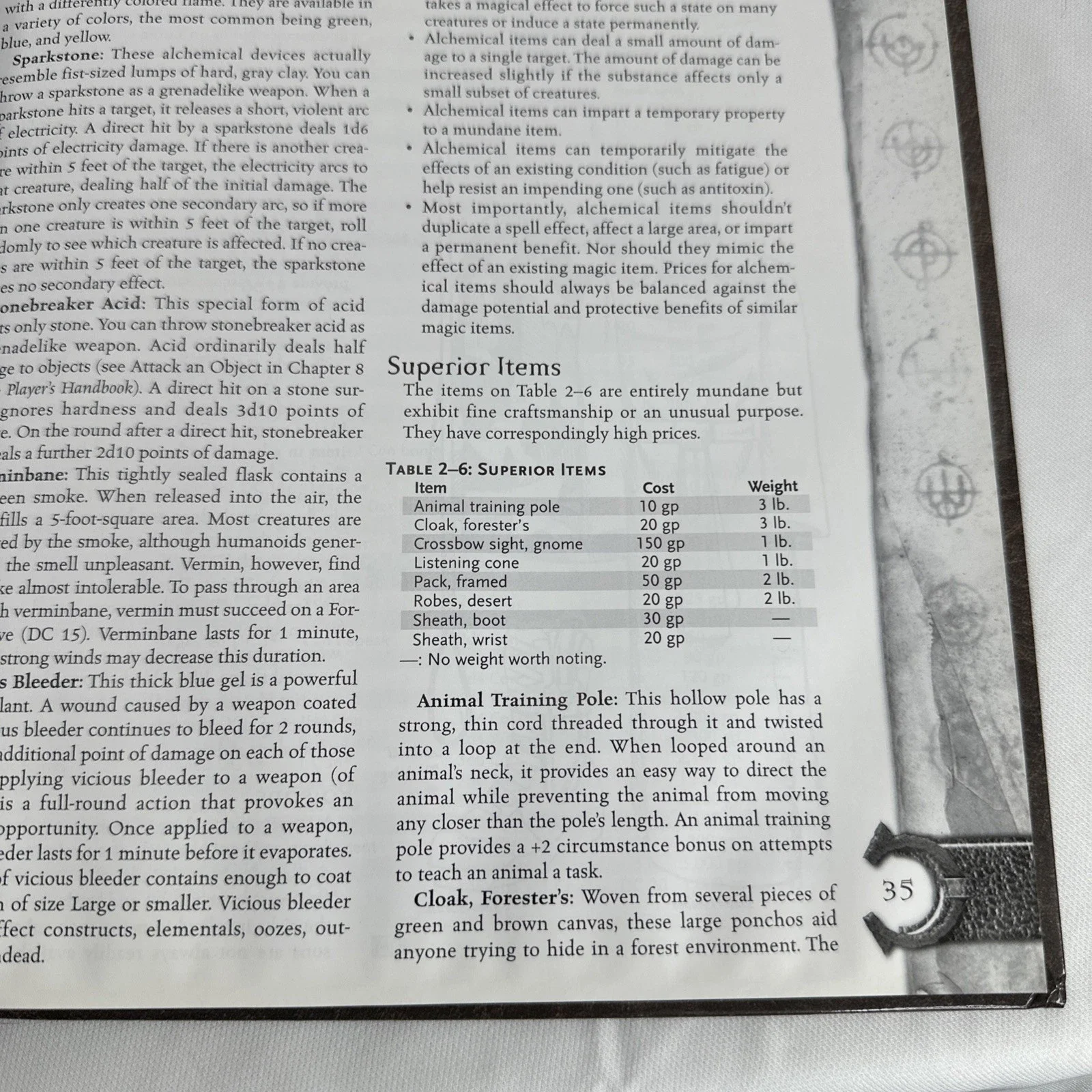 Dungeons & Dragons Accessory Arms and Equipment Guide 1st Print 2003 (A)