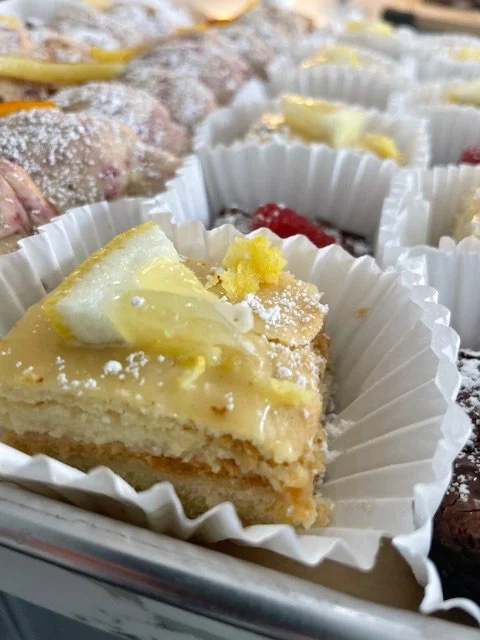 Alba-ca-zapada/Decadent white chocolate snow white/blondies (450GR)