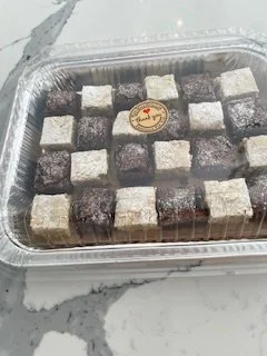 Mix de negresa si alba-ca-zapada/Yin & Yang Box (brownies & blondies) (750R)