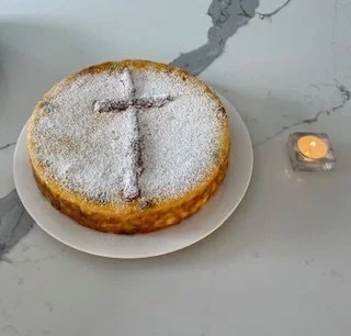 Pasca fara aluat - cu branza dulce si stafide /Romanian Easter Sweet Cheese Cake (800GR)