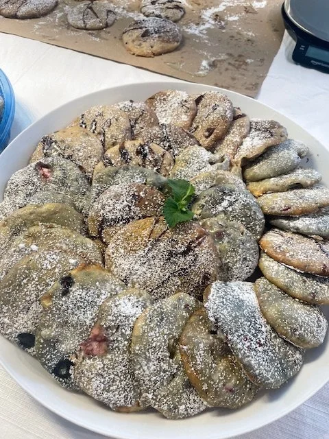Chewy dark chocolate chip sourdough cookies (price per 100GR)
