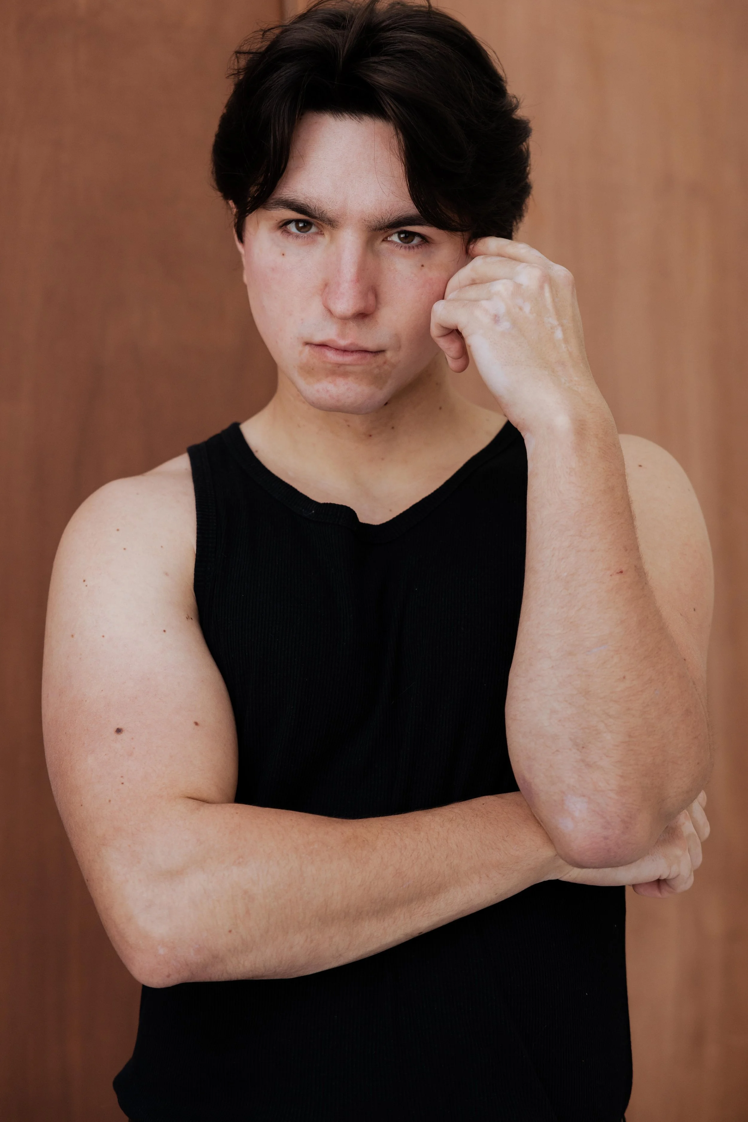 shooting-editorial-photographe-mode-paris-lyon-jeremy-talens-portrait-homme-devenir-mannequin-book-polaroid