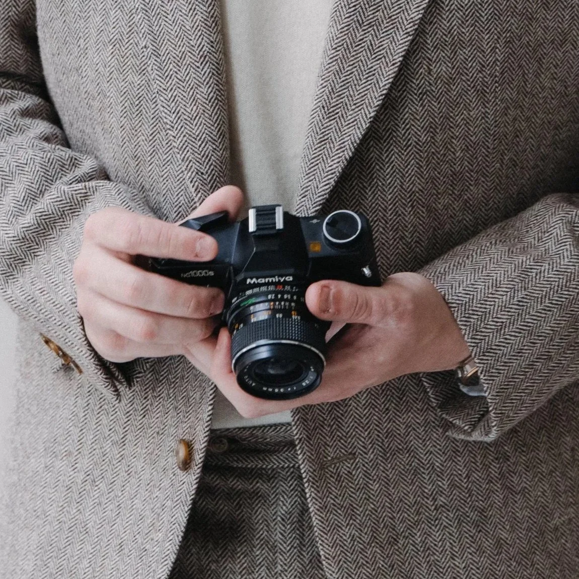 photographe-jeremy-talens-appareil-argentique-mamiya-lyon-paris
