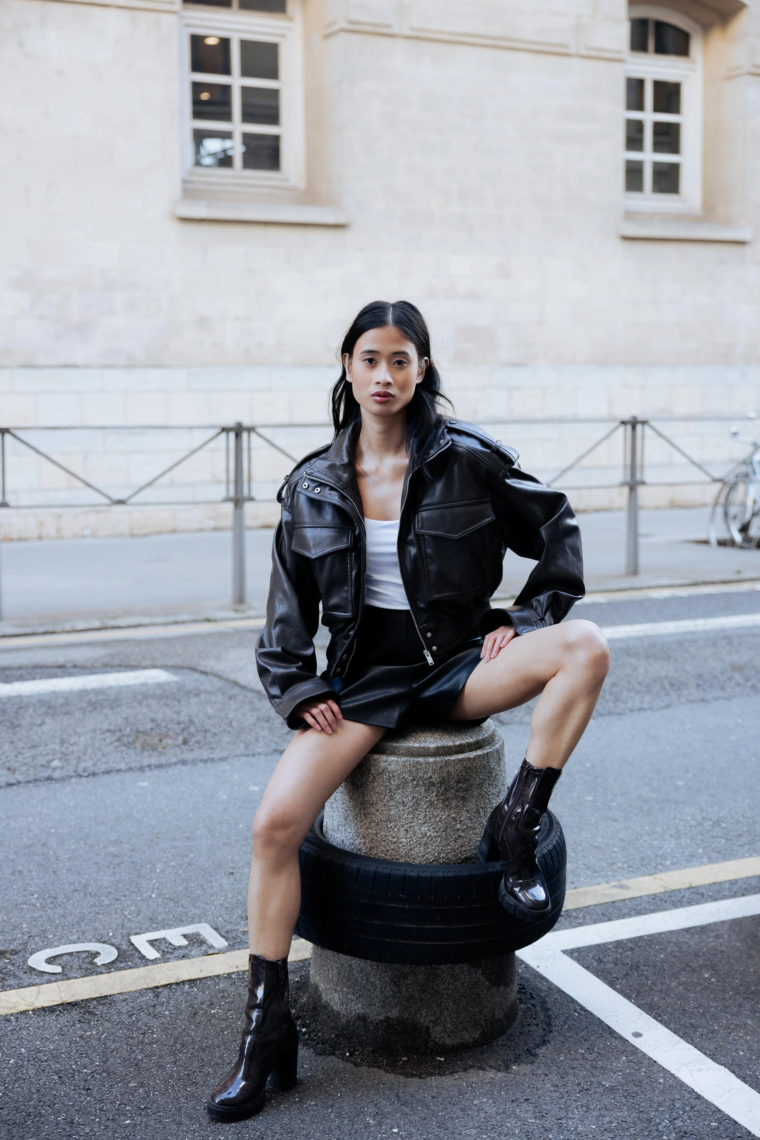 shooting-editorial-photographe-mode-paris-lyon-jeremy-talens-portrait-femme-devenir-mannequin-book-polaroid
