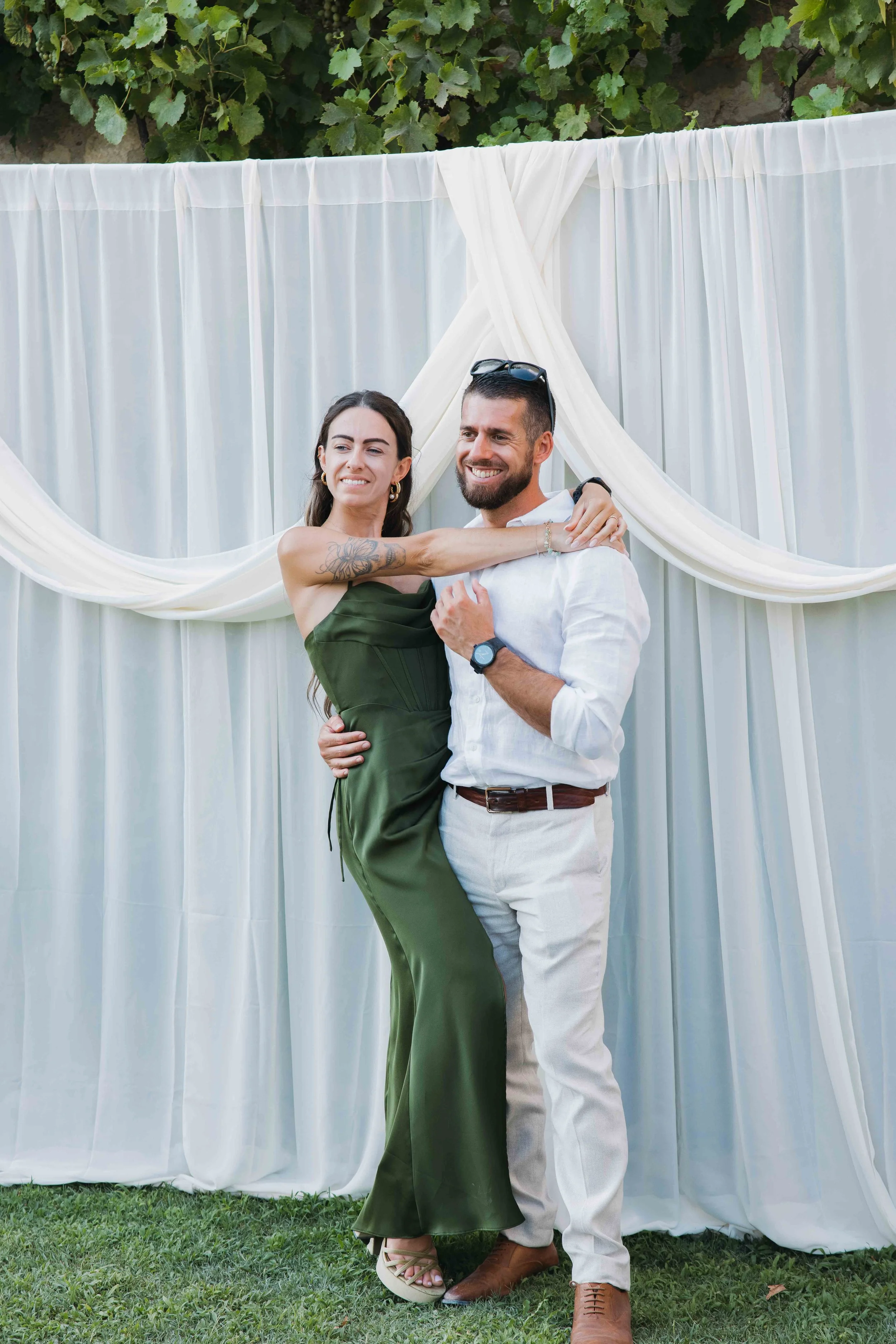 Mariage au chateau de Saint Bernard, mariage beaujolais, photographe mariage lyon, cocktail et décoration
