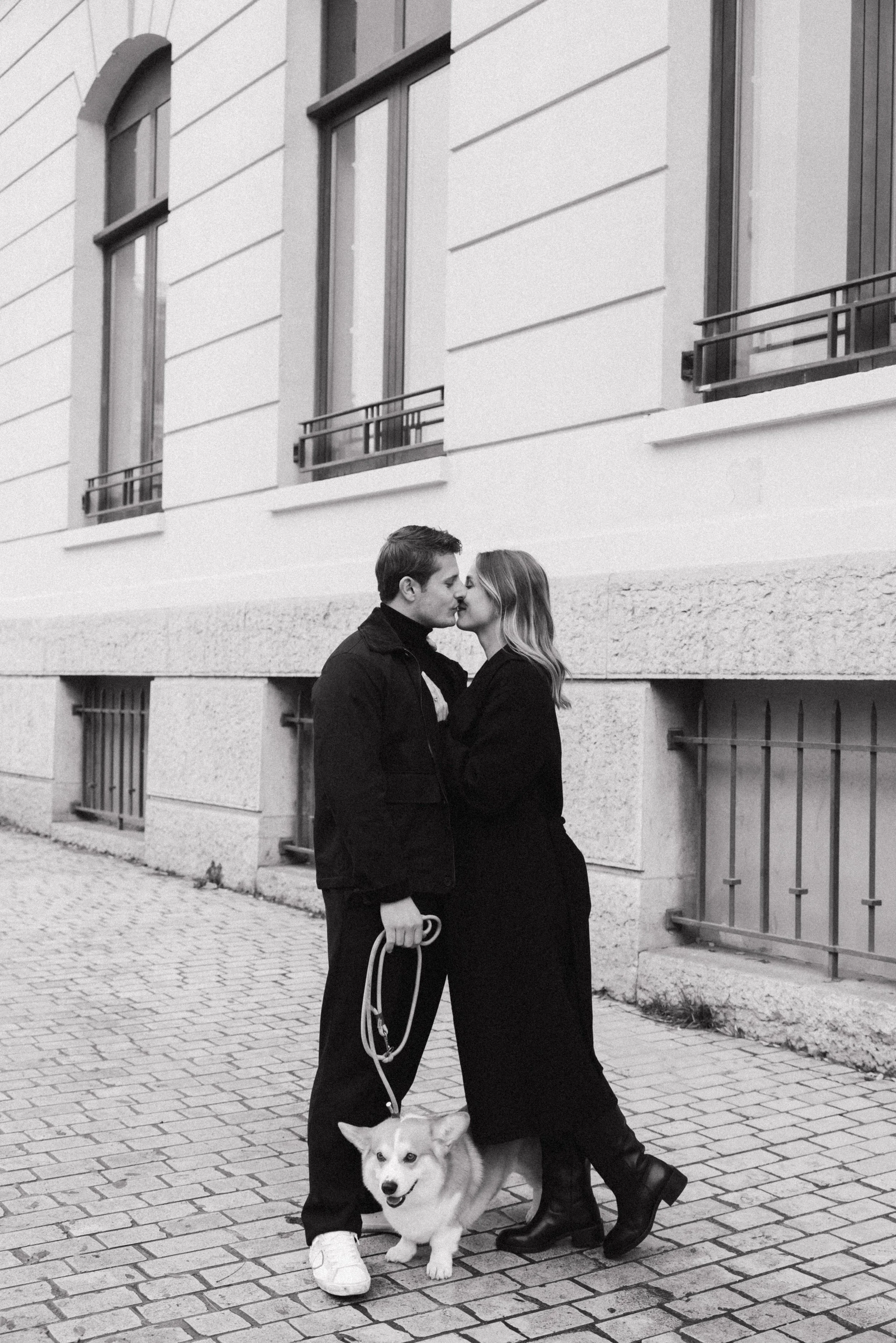 session-engagement-lyon-centre-couple-bague-fiancaillles-jeremy-talens-lyon-6