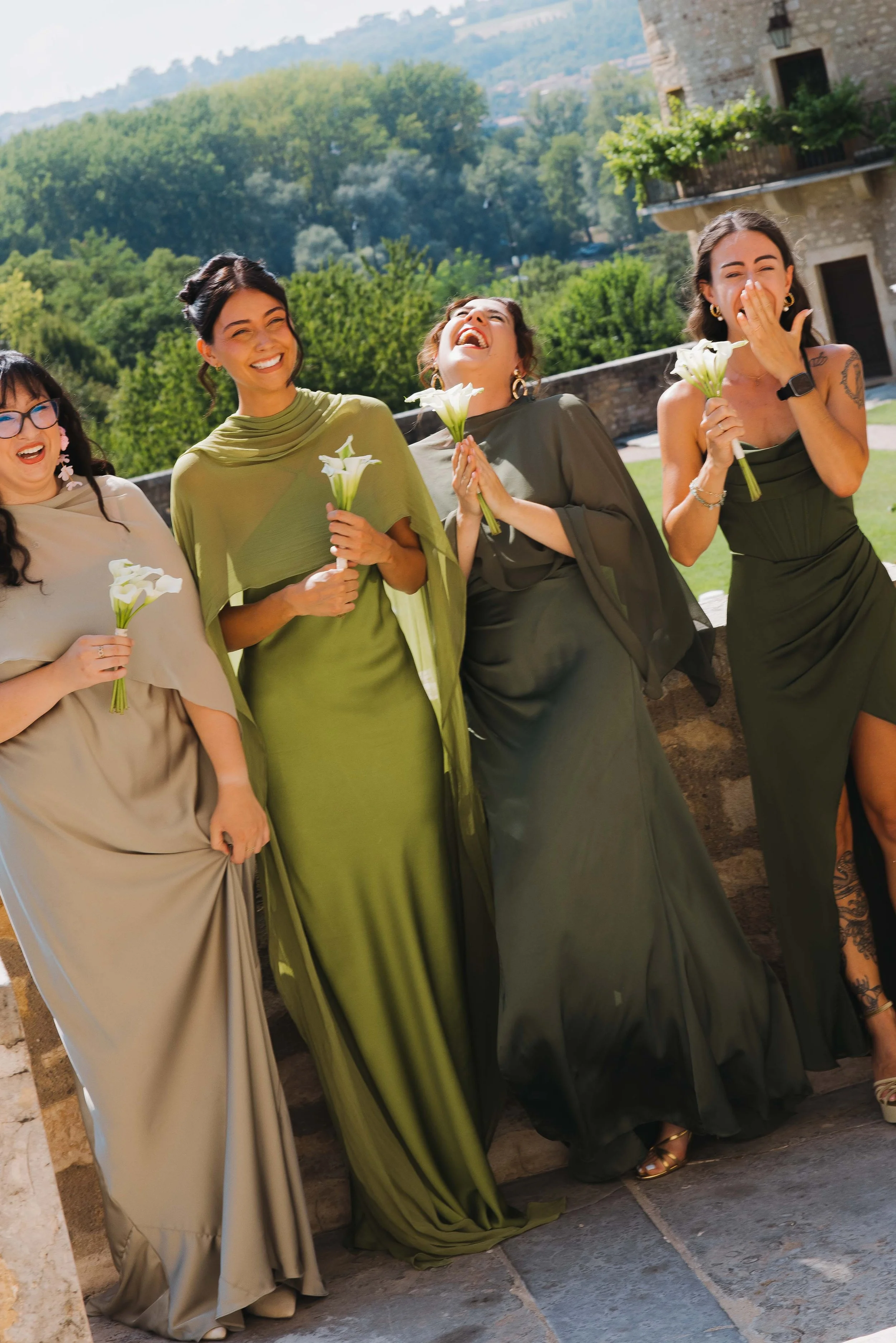 Mariage au chateau de Saint Bernard, mariage beaujolais, photographe mariage lyon, reveal demoiselle d'honneur.