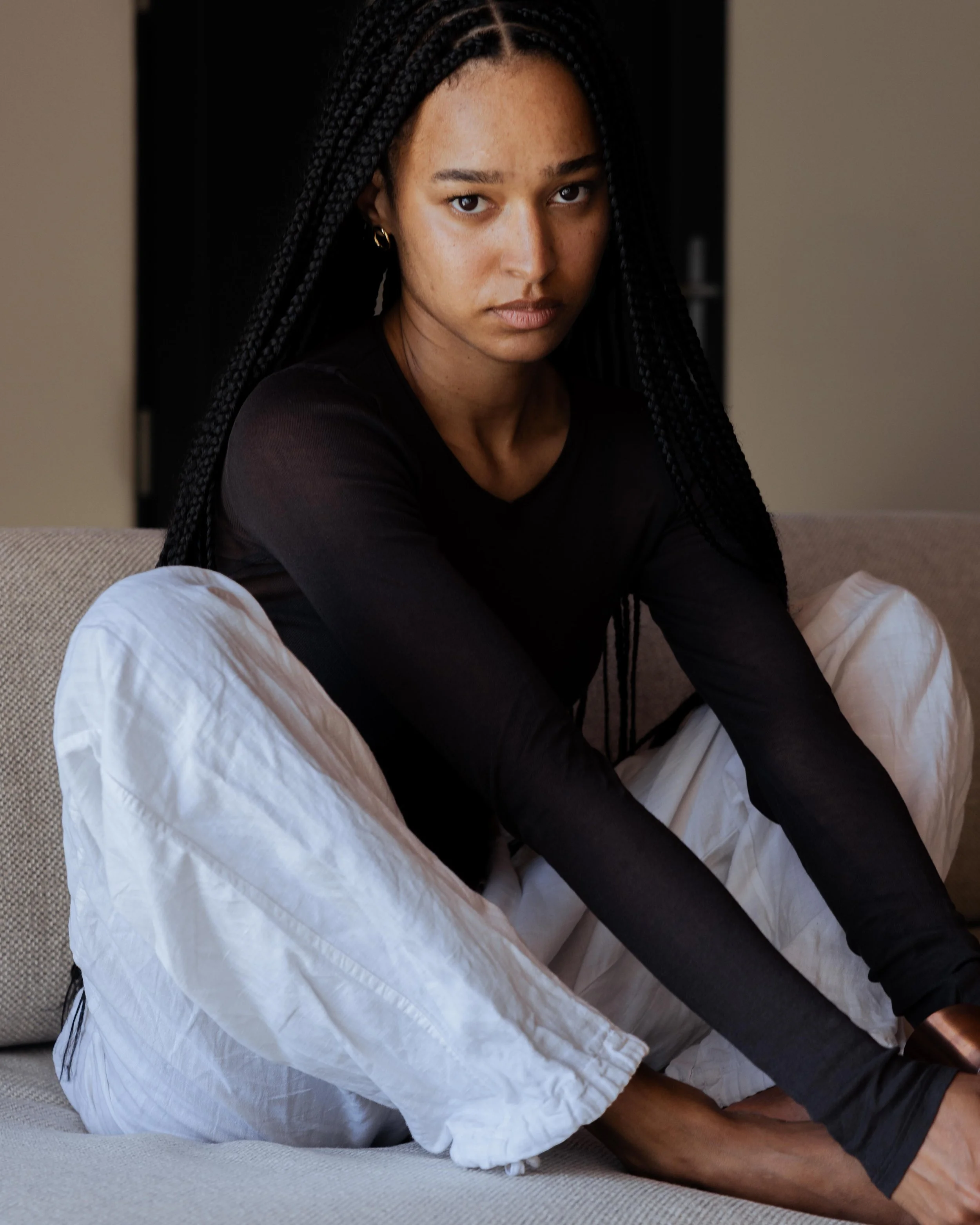 shooting-editorial-photographe-mode-paris-lyon-jeremy-talens-portrait-femme-devenir-mannequin-book-polaroid