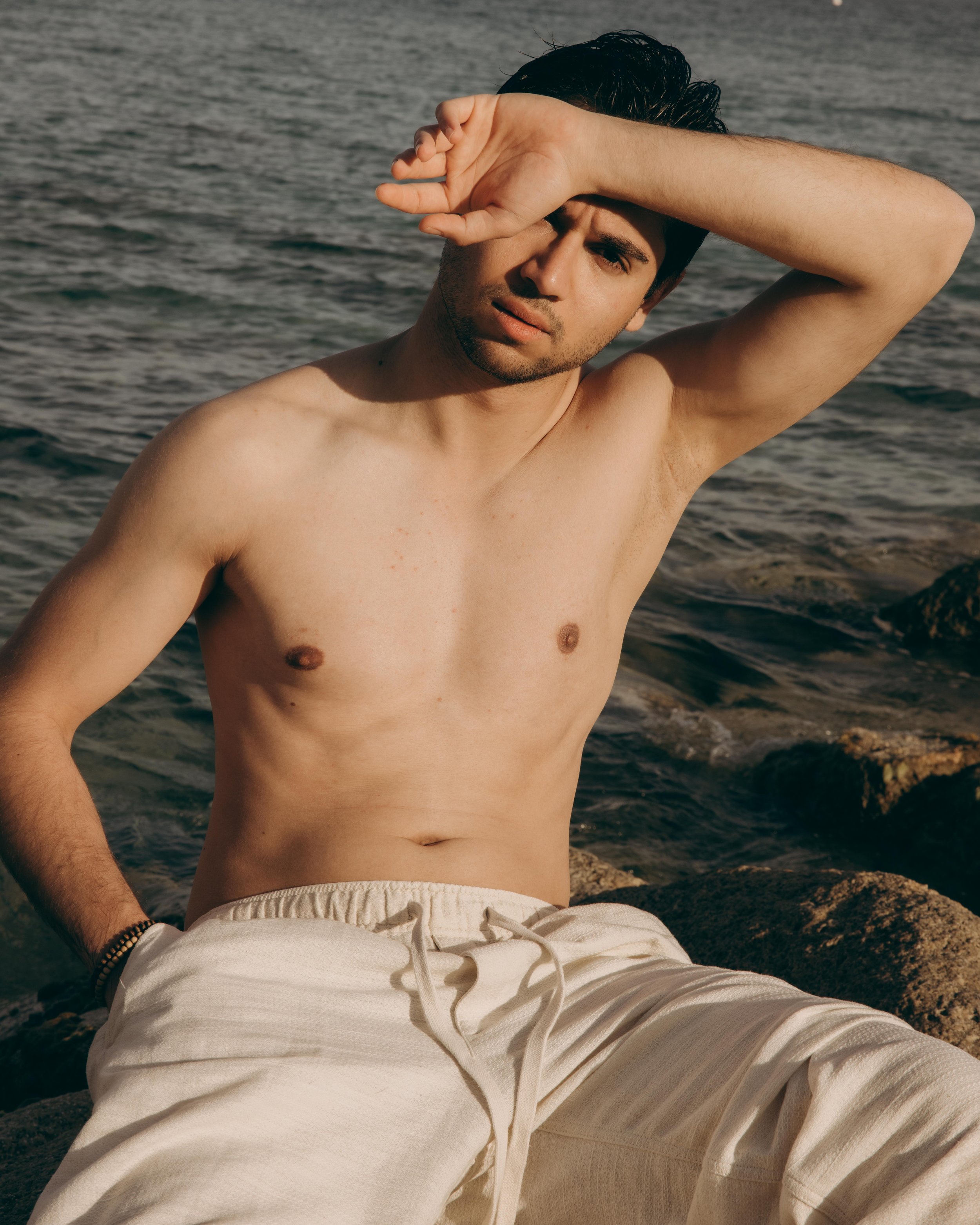 shooting-editorial-photographe-mode-paris-lyon-jeremy-talens-portrait-homme-devenir-mannequin-book-polaroid