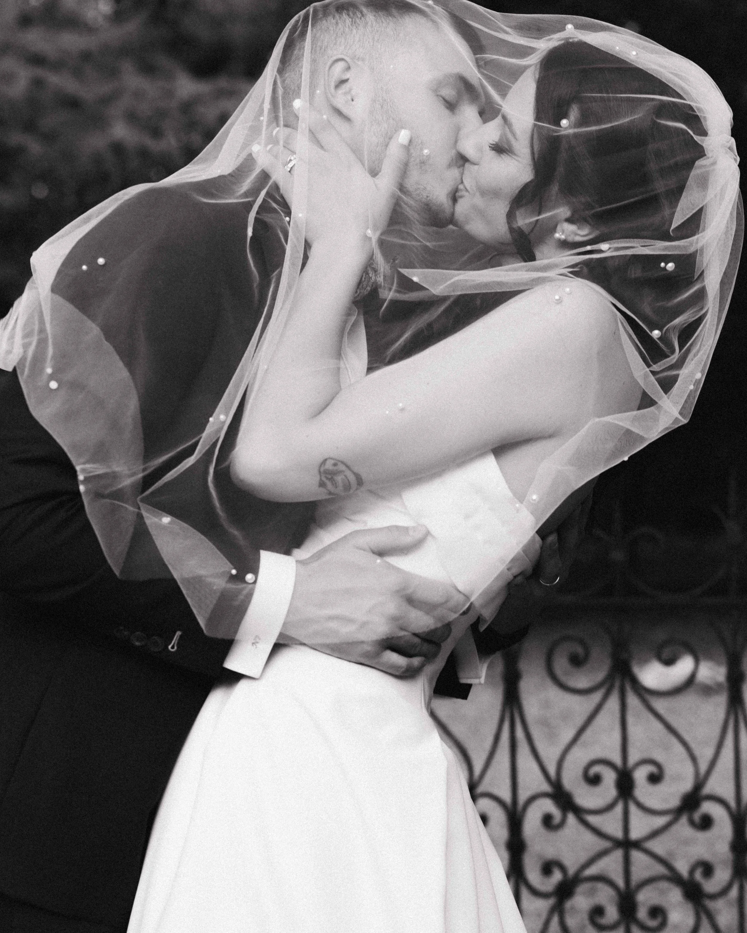 photographe-mariage-lyon-beaujolais-chateau-saint-trys-grain-argentique-961.jpg