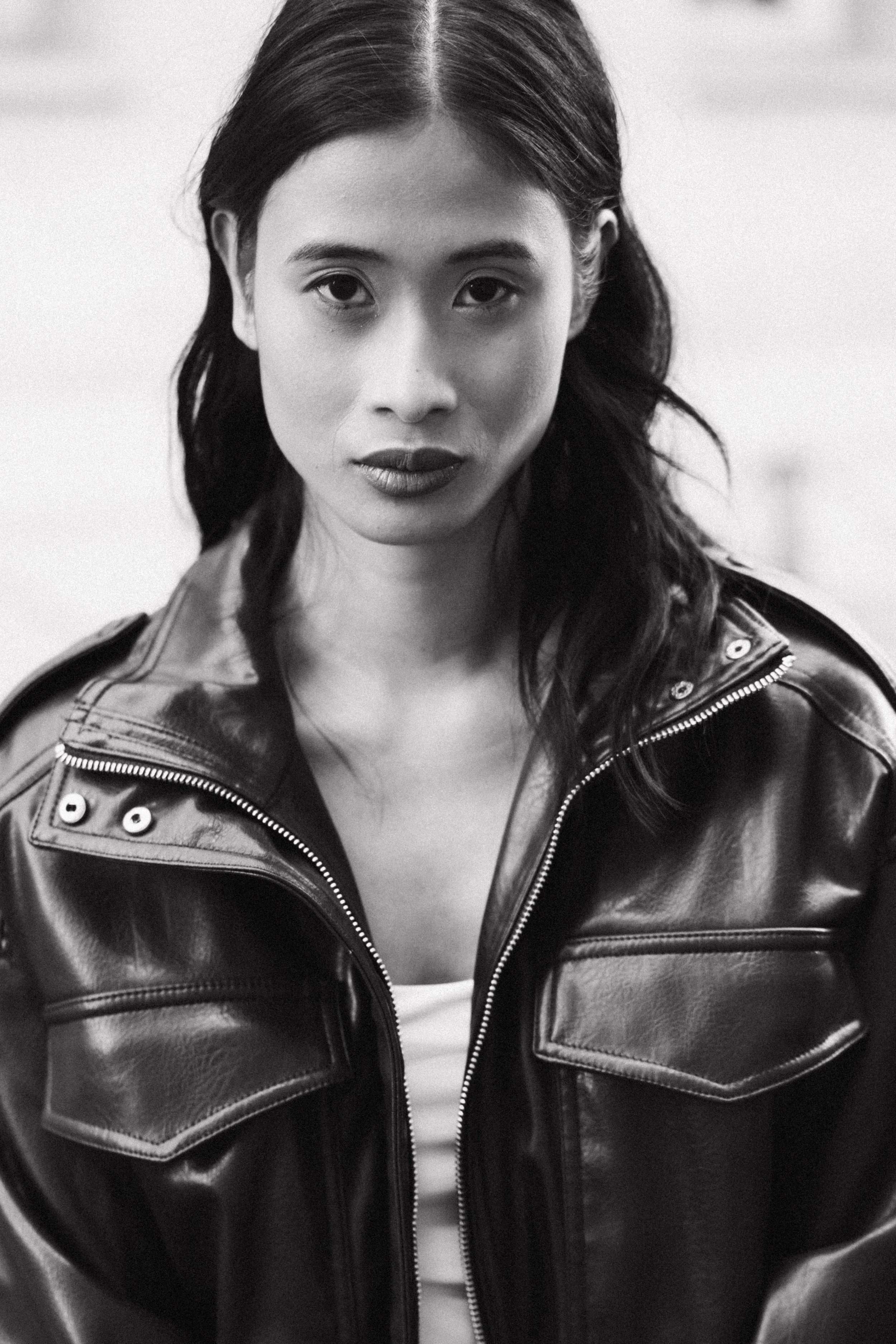 shooting-editorial-photographe-mode-paris-lyon-jeremy-talens-portrait-femme-devenir-mannequin-book-polaroid