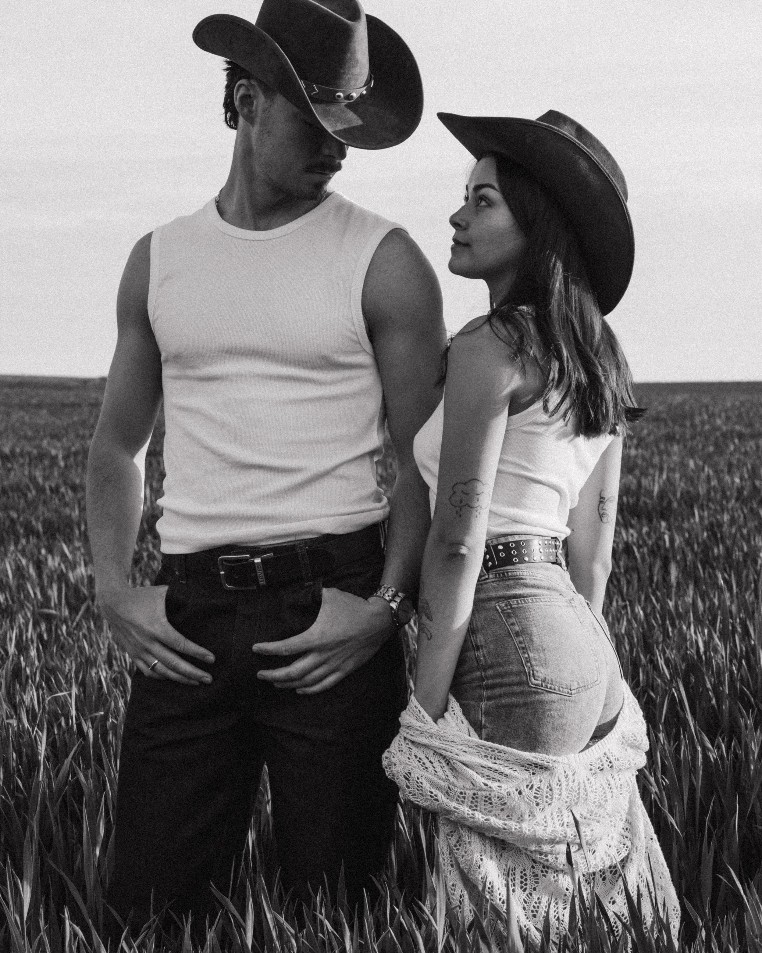session-couple-cowboy-western-lyon-beaujolais-jeremy-talens-photographe-mariage